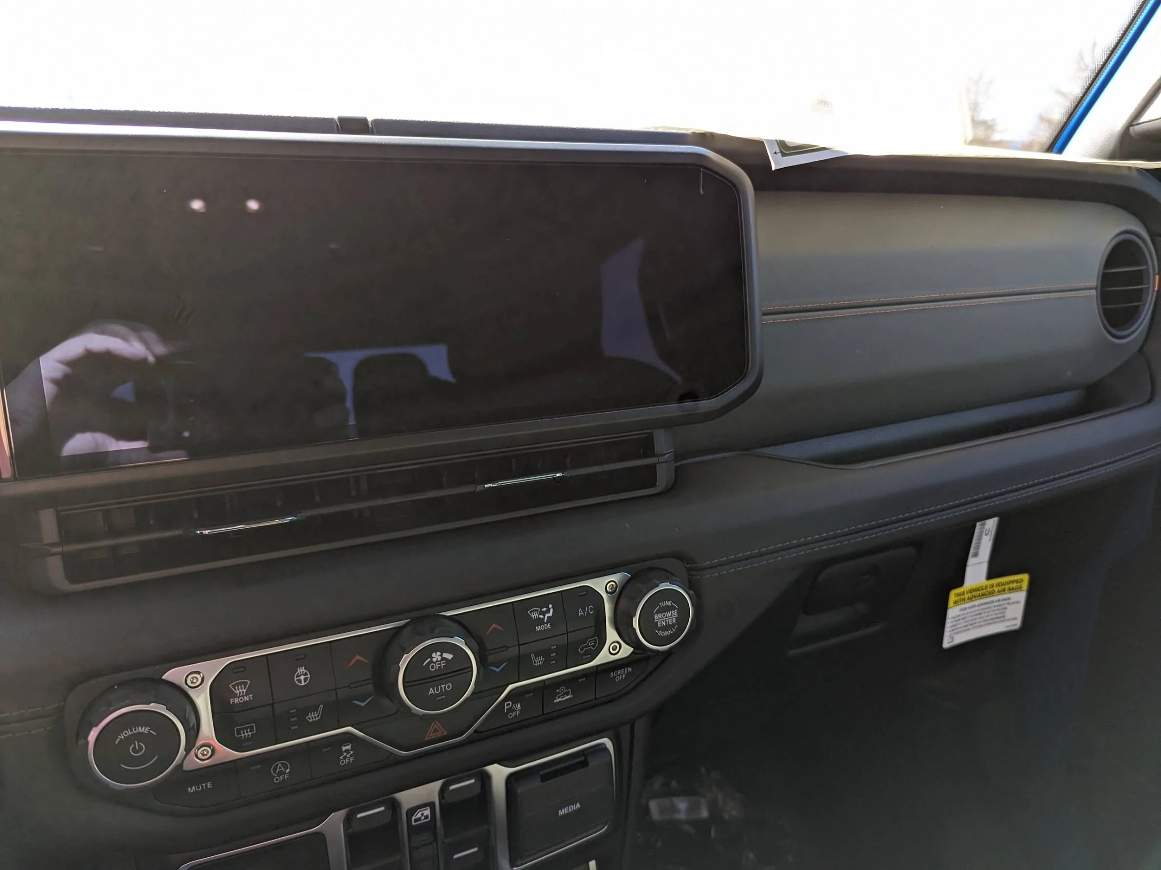 Jeep Gladiator For anyone interested in Mojave X interior colors - PXL_20240229_180037740