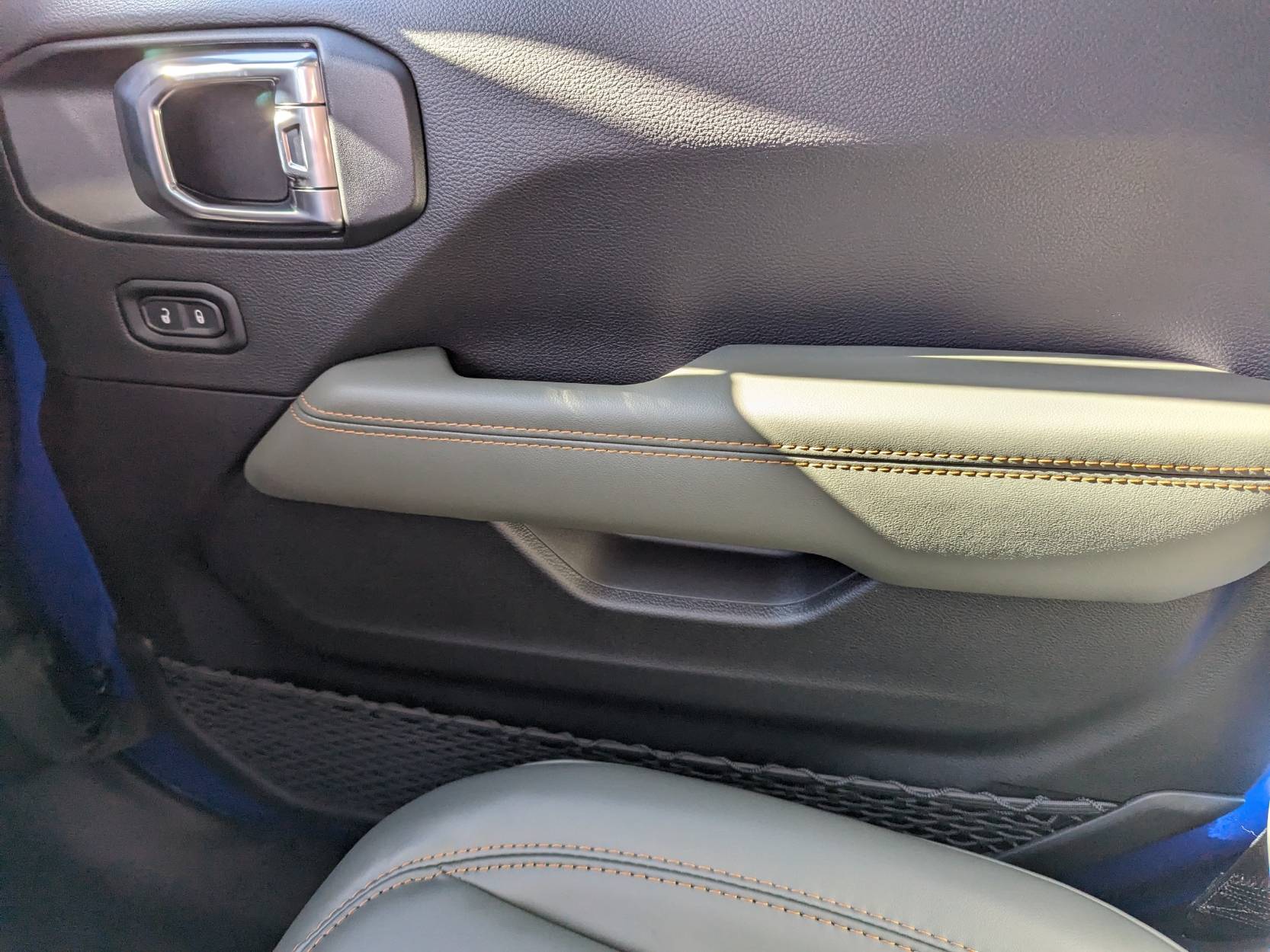 Jeep Gladiator For anyone interested in Mojave X interior colors - PXL_20240229_175800196