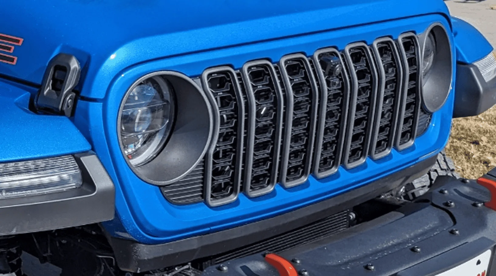 Jeep Gladiator 2024 + Jeep Wrangler JL/ JT Grille Pinstripes Inlays 1709261153028