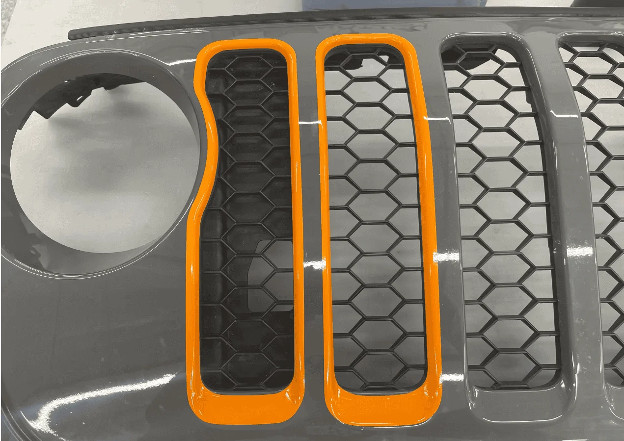 Jeep Gladiator ? Jeep Gladiator Sport, Sport S and Willys Grill Pinstripe Inlays (Single Piece Grill - No Trim Rings) Jeep Sport, Sport S and Willys pinstripe inlay grill 1
