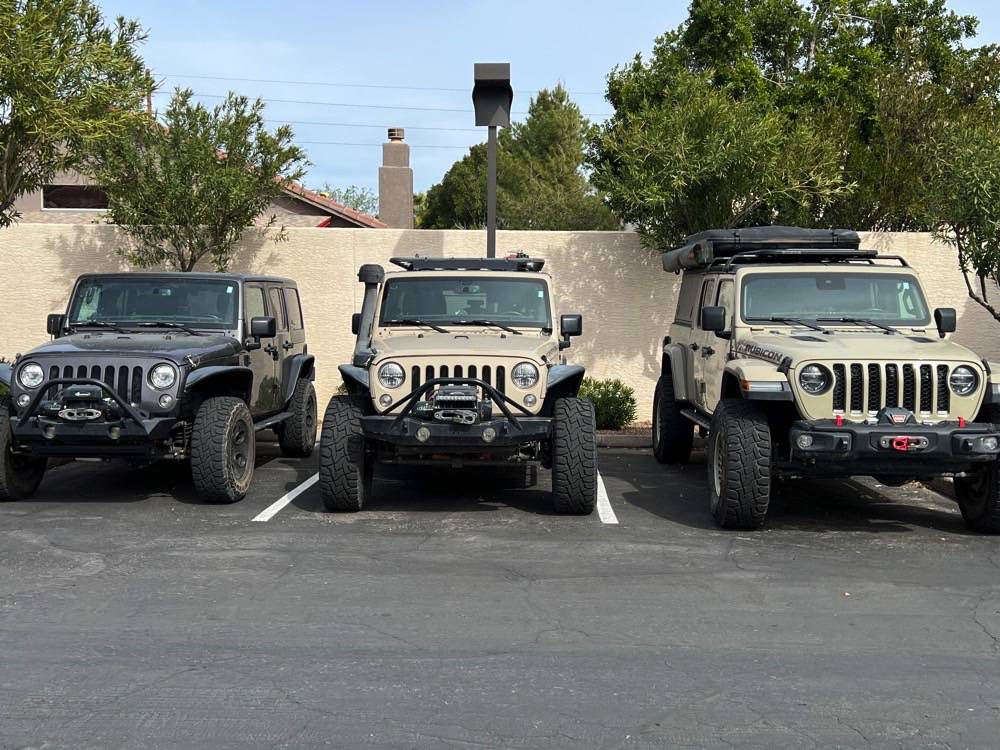Jeep Gladiator Where will your Gladiator take you today? 00_TheGirls