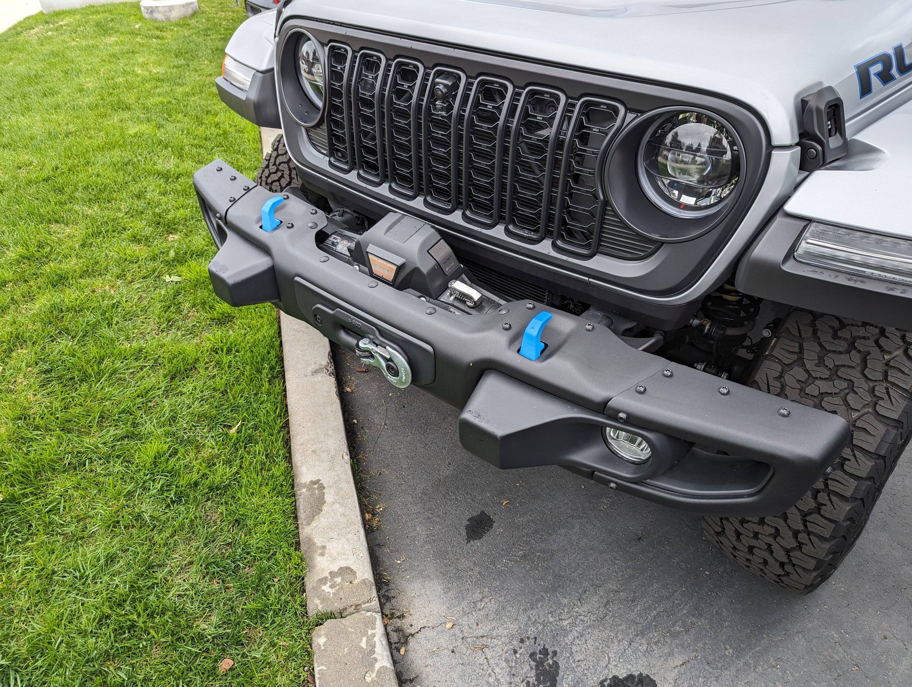 Jeep Gladiator Rubicon X Warn Winch -Wrangler PXL_20240229_171329603