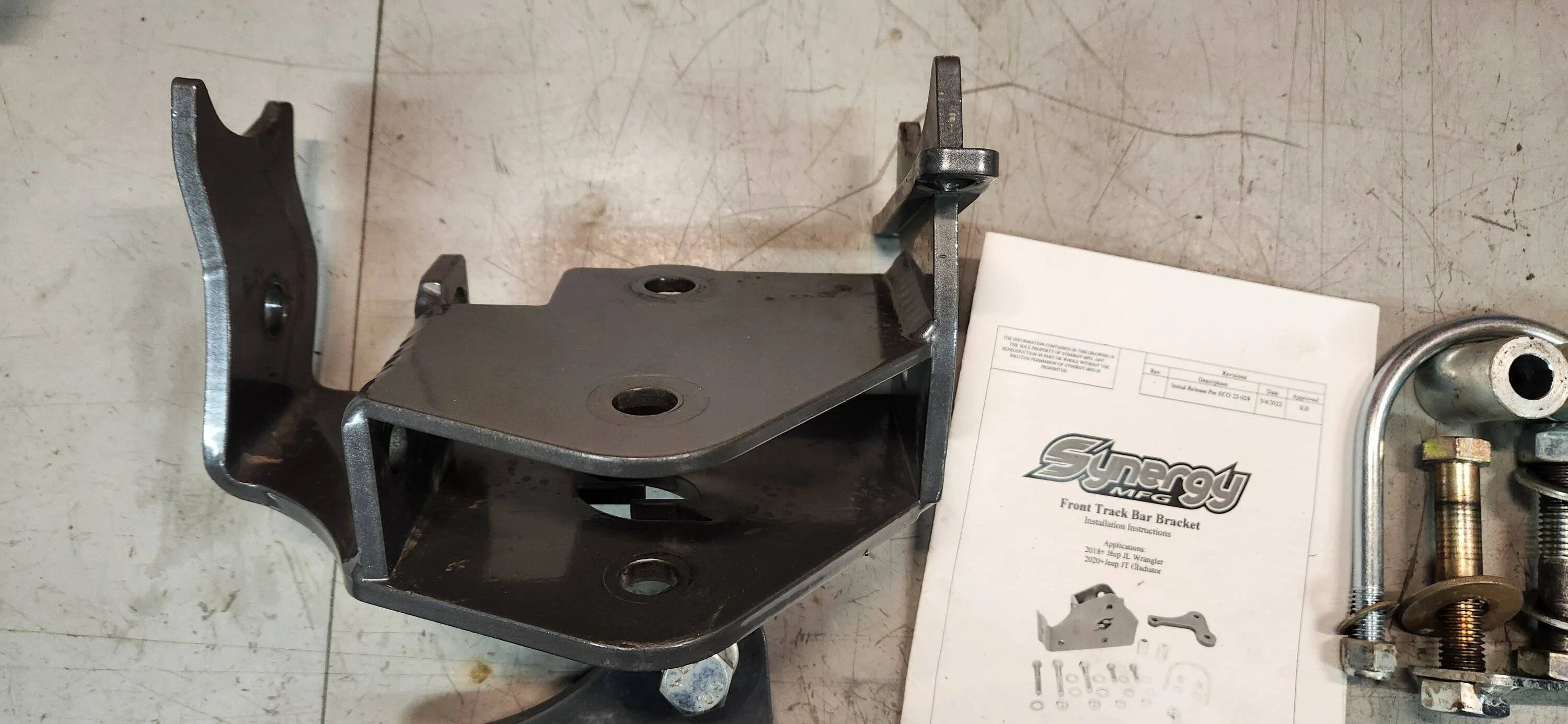 Jeep Gladiator Synergy Mgf Jeep JL / JT Front Track Bar Relocation Bracket for High Steer 20240301_180400