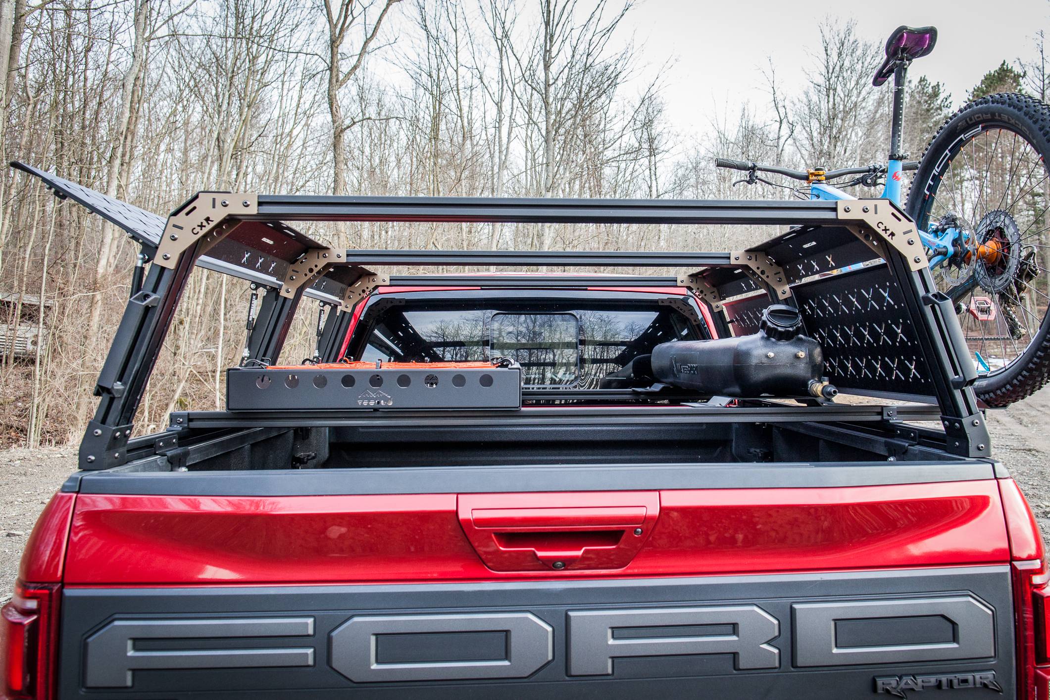 Jeep Gladiator New Rack System - Sneak Preview Raptor with Outrigger Bars -15