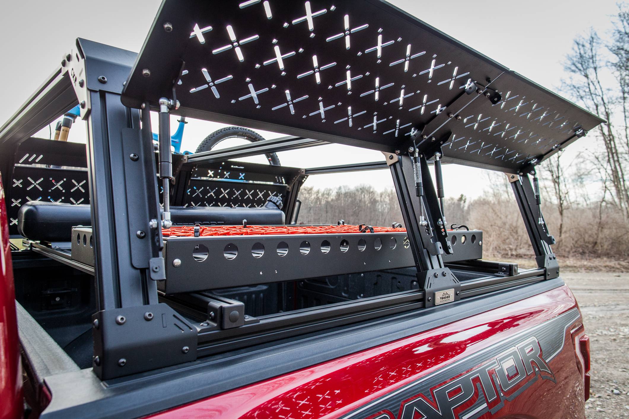 Jeep Gladiator New Rack System - Sneak Preview Raptor with Outrigger Bars -17