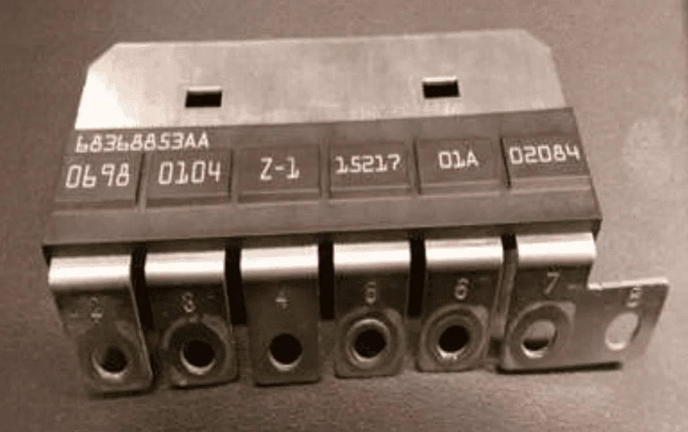 Jeep Gladiator No Power to my 2020 Jeep Gladiator - (Z Case Fuse Array 68368853AA) fuse-array-3