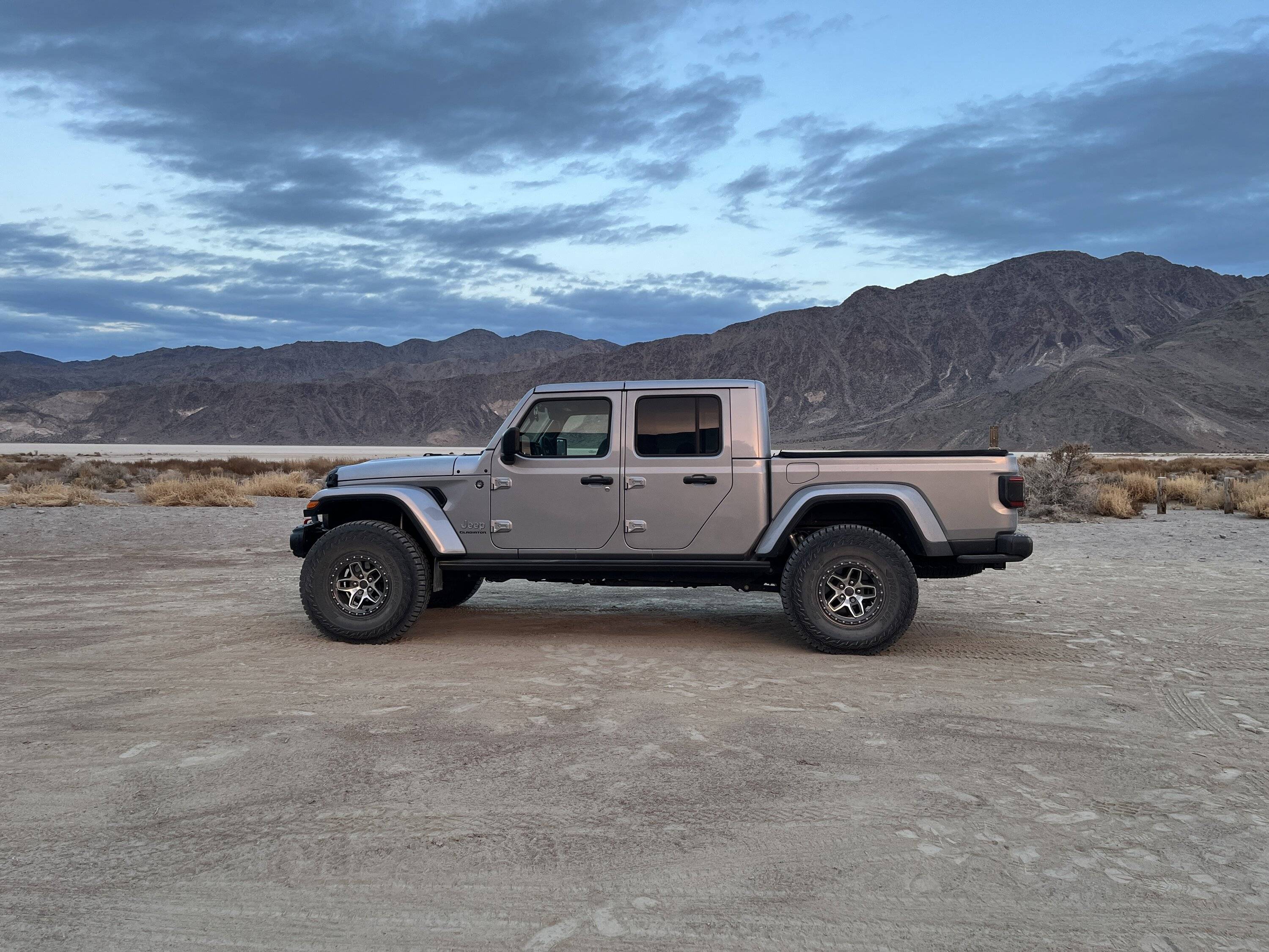 Jeep Gladiator Gladiators on Mopar 2" Lift Kit IMG_0980