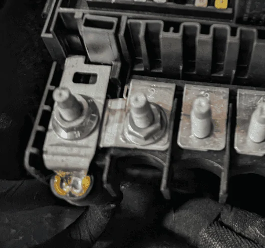 Jeep Gladiator 3.6L ESS Battery Cable Diagram 1709499545219