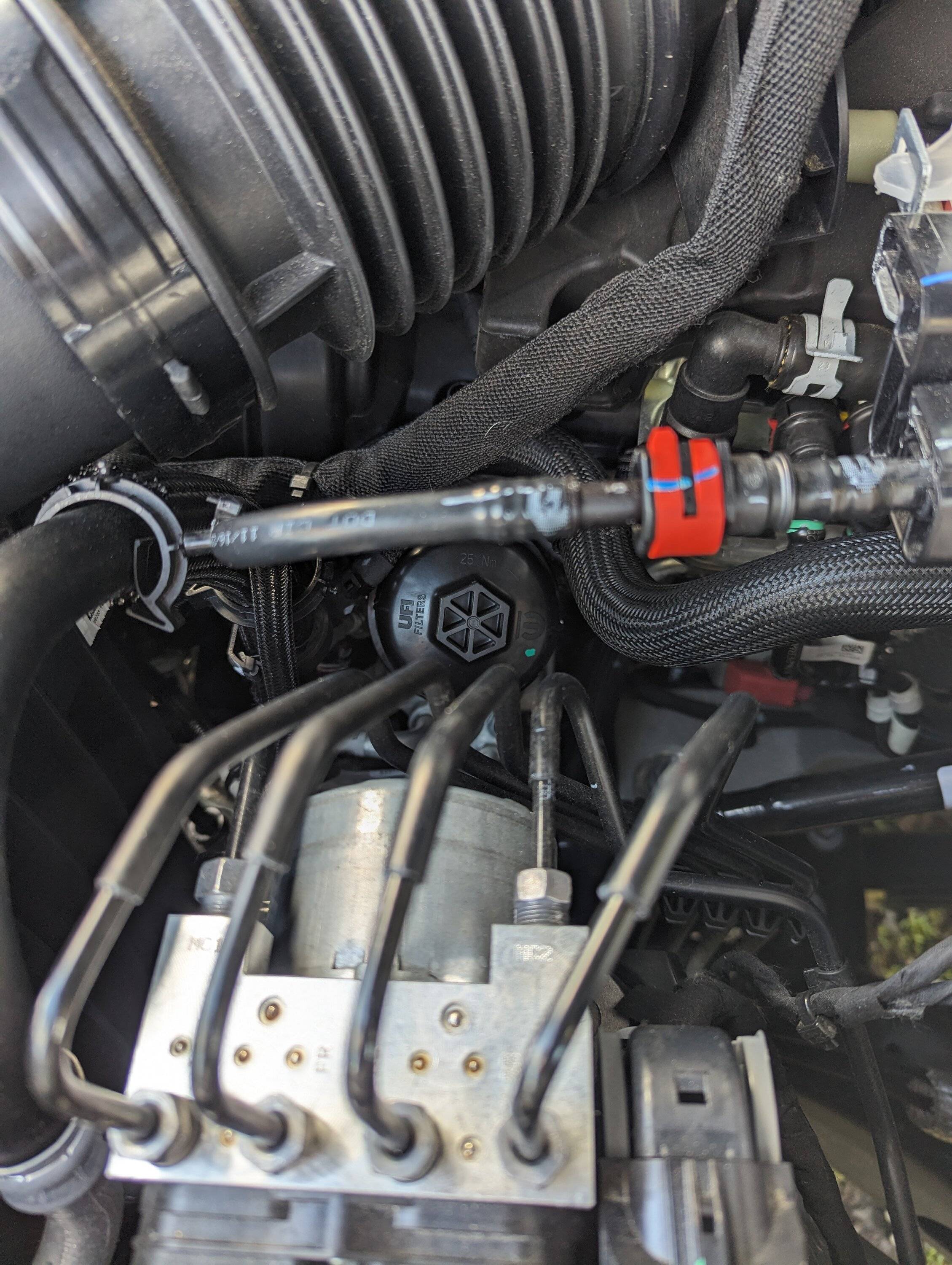 Jeep Gladiator Oil Analysis  First Oil change at 5K miles oil filter location