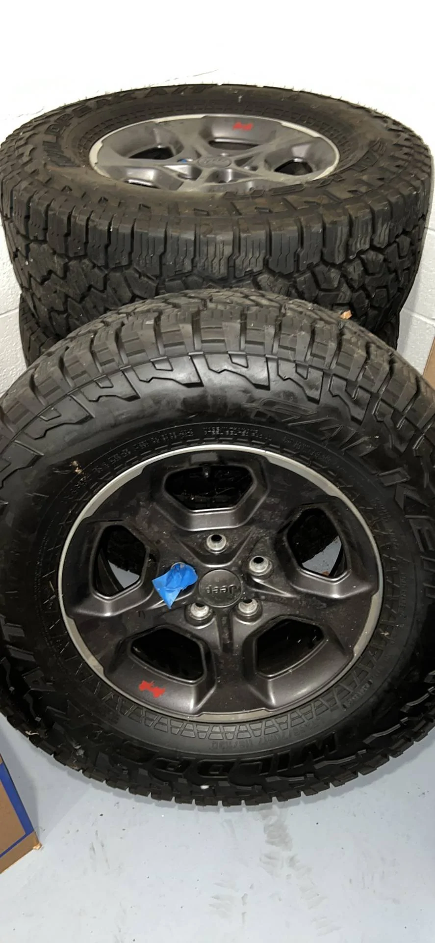 Jeep Gladiator 2020 Gladiator Rubicon wheels/tires AFCE6042-2853-439A-9416-F190C0D8D251