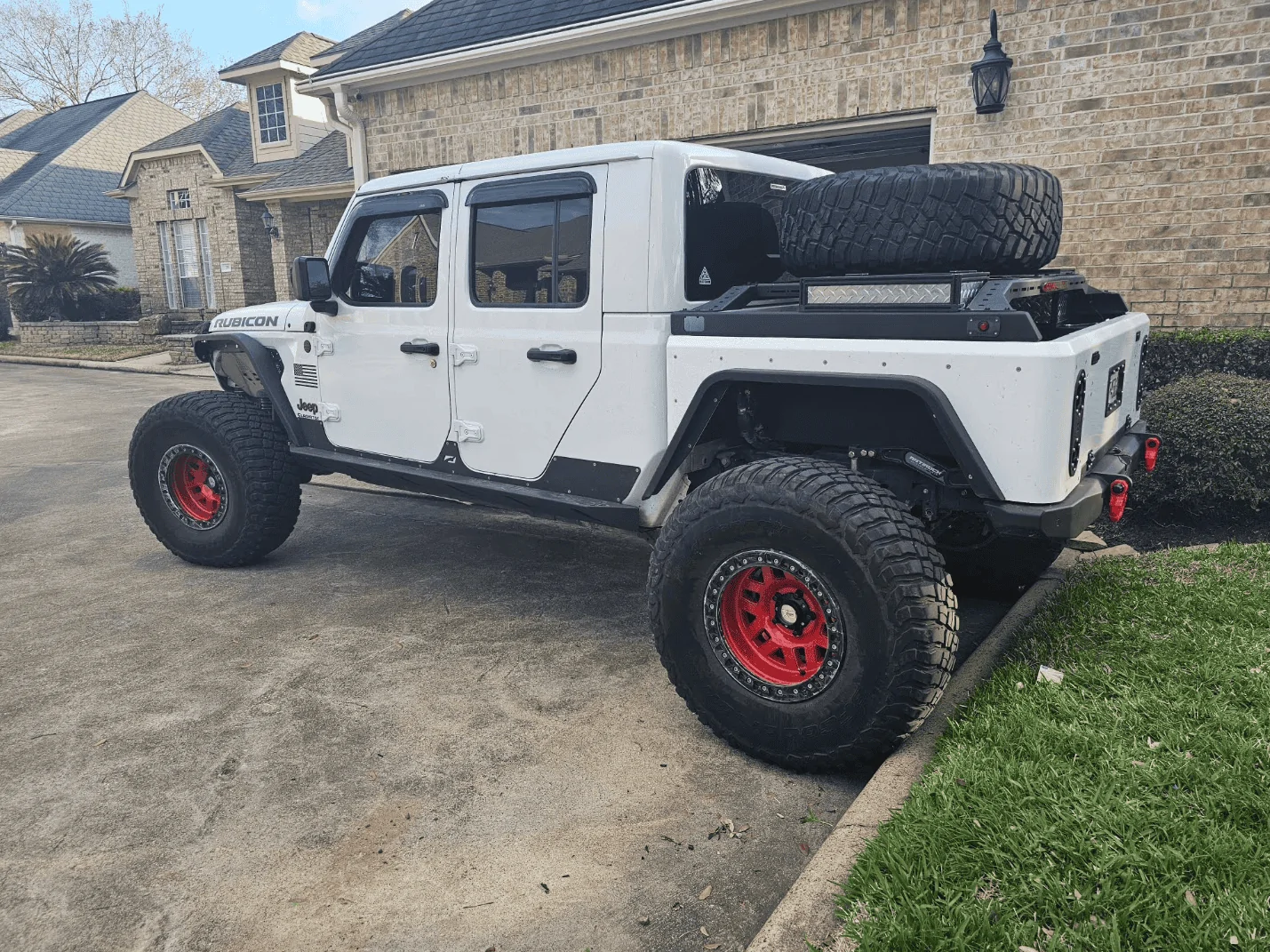 Jeep Gladiator Levi's JTR 'Do-Everything' Build 1709589010747