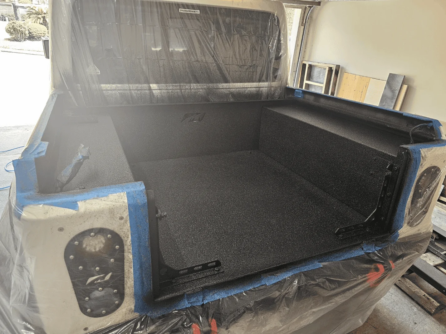 Jeep Gladiator Levi's JTR 'Do-Everything' Build 1709589179942