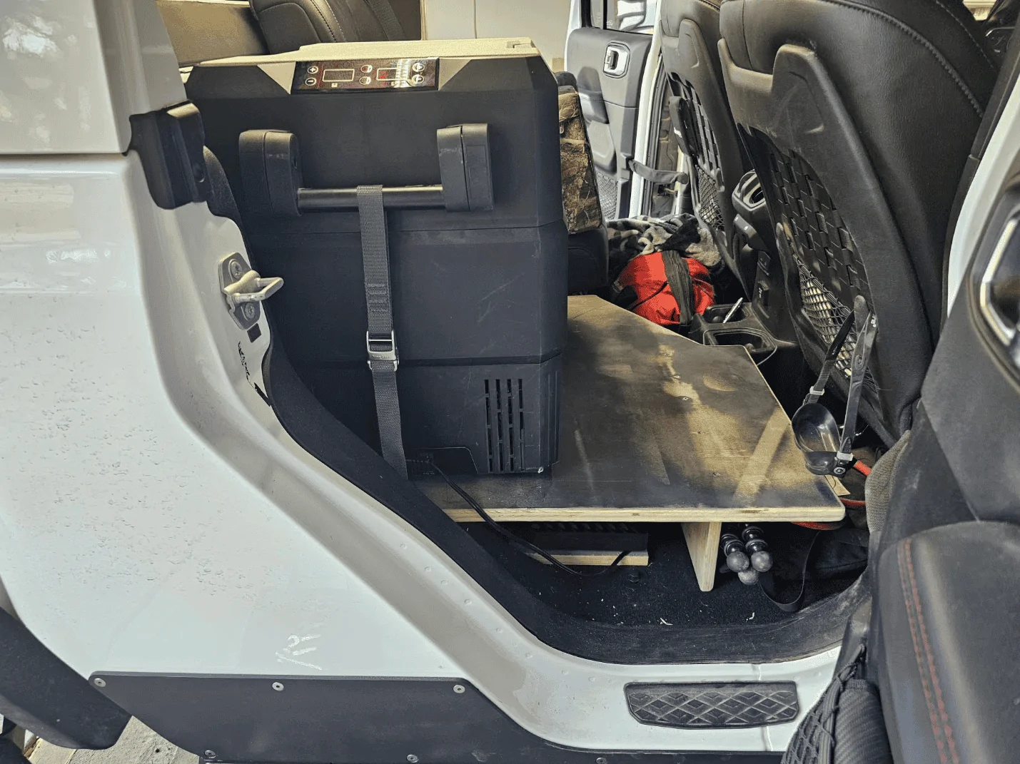 Jeep Gladiator Levi's JTR 'Do-Everything' Build 1709589488228