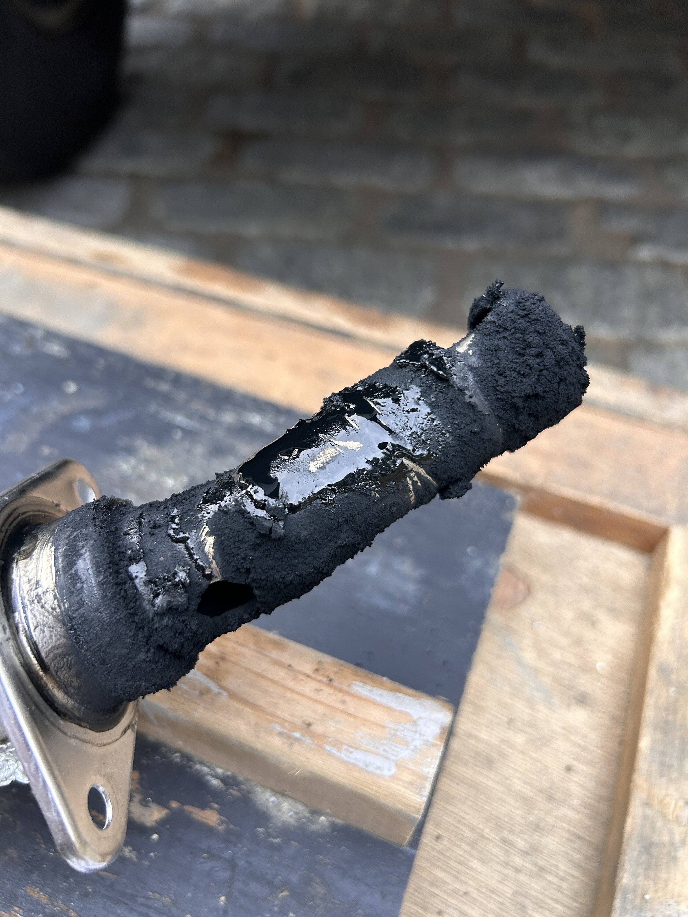 Jeep Gladiator Ecodiesel; Leaking EGR cooler? Baisch_diffuser_tube_intake_end.JPG