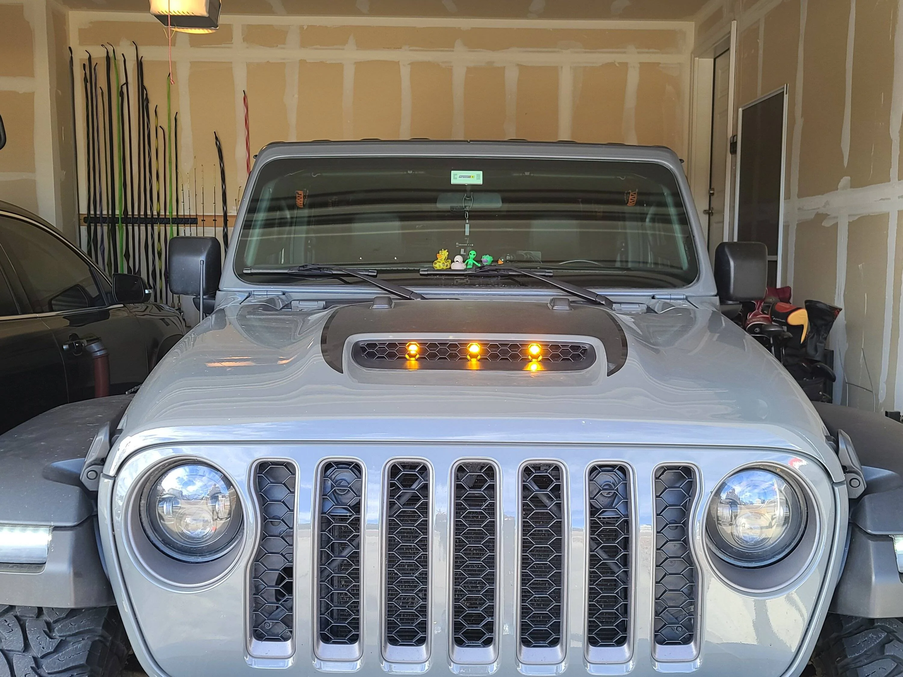 Jeep Gladiator So i got pulled over and thrown the book. apparently i need wide vehicle lights? 20231118_112615 (1)
