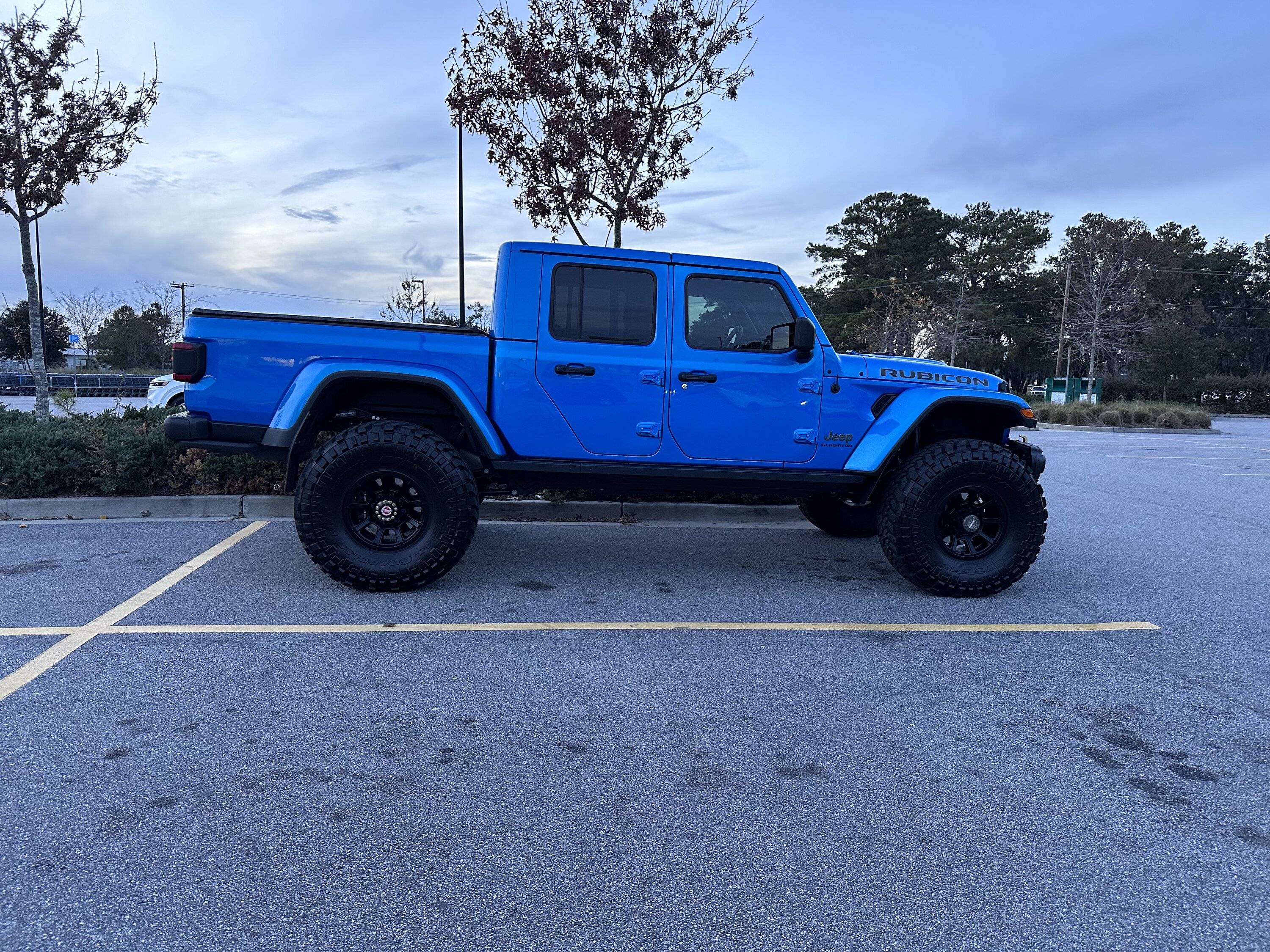Jeep Gladiator Let's see your 40" Tires! IMG_2727