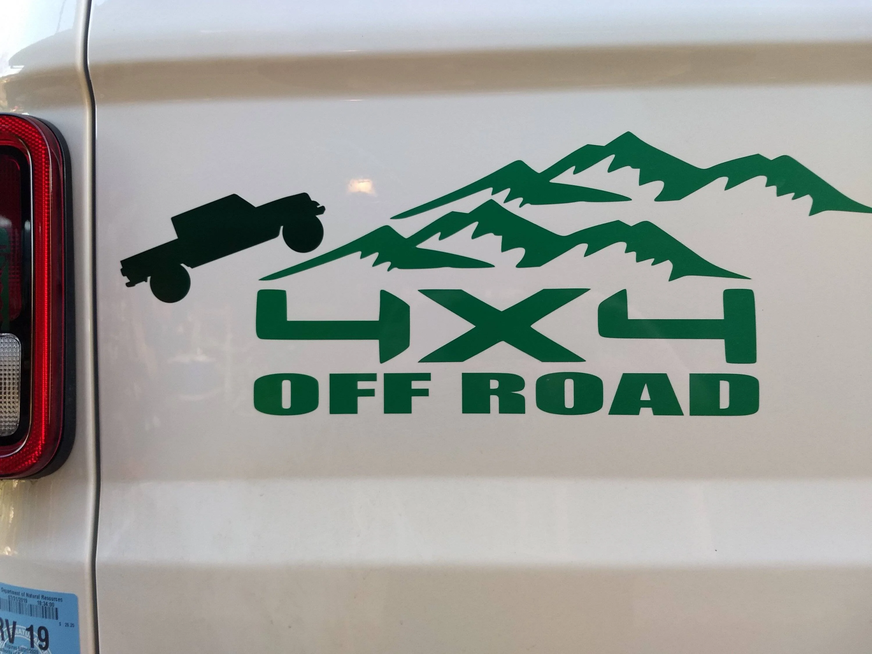 Jeep Gladiator Stickers and decal pics! IMG_20191109_161219187