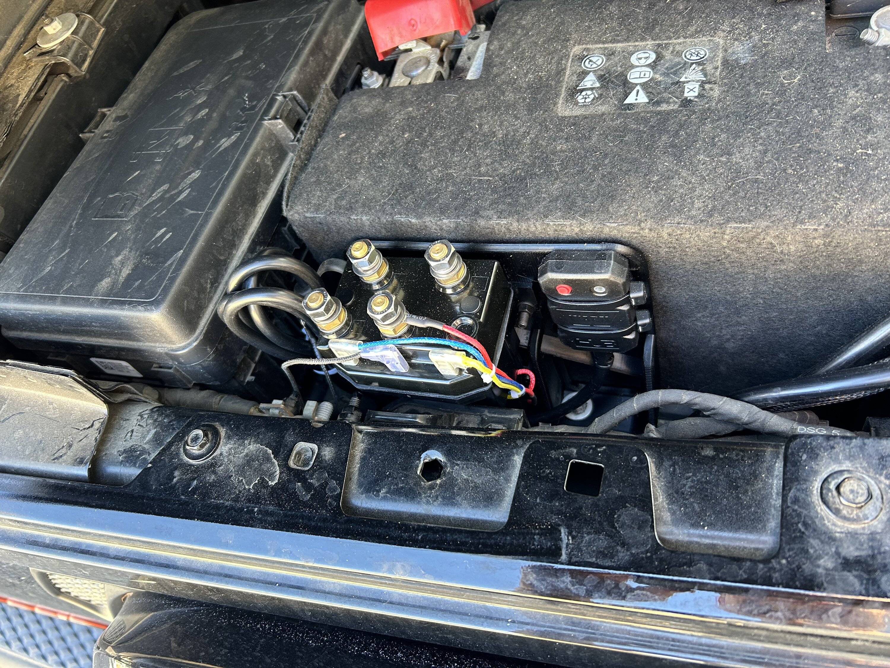 Jeep Gladiator Warn VR EVO 12S & Control Pack Relocation IMG_2998