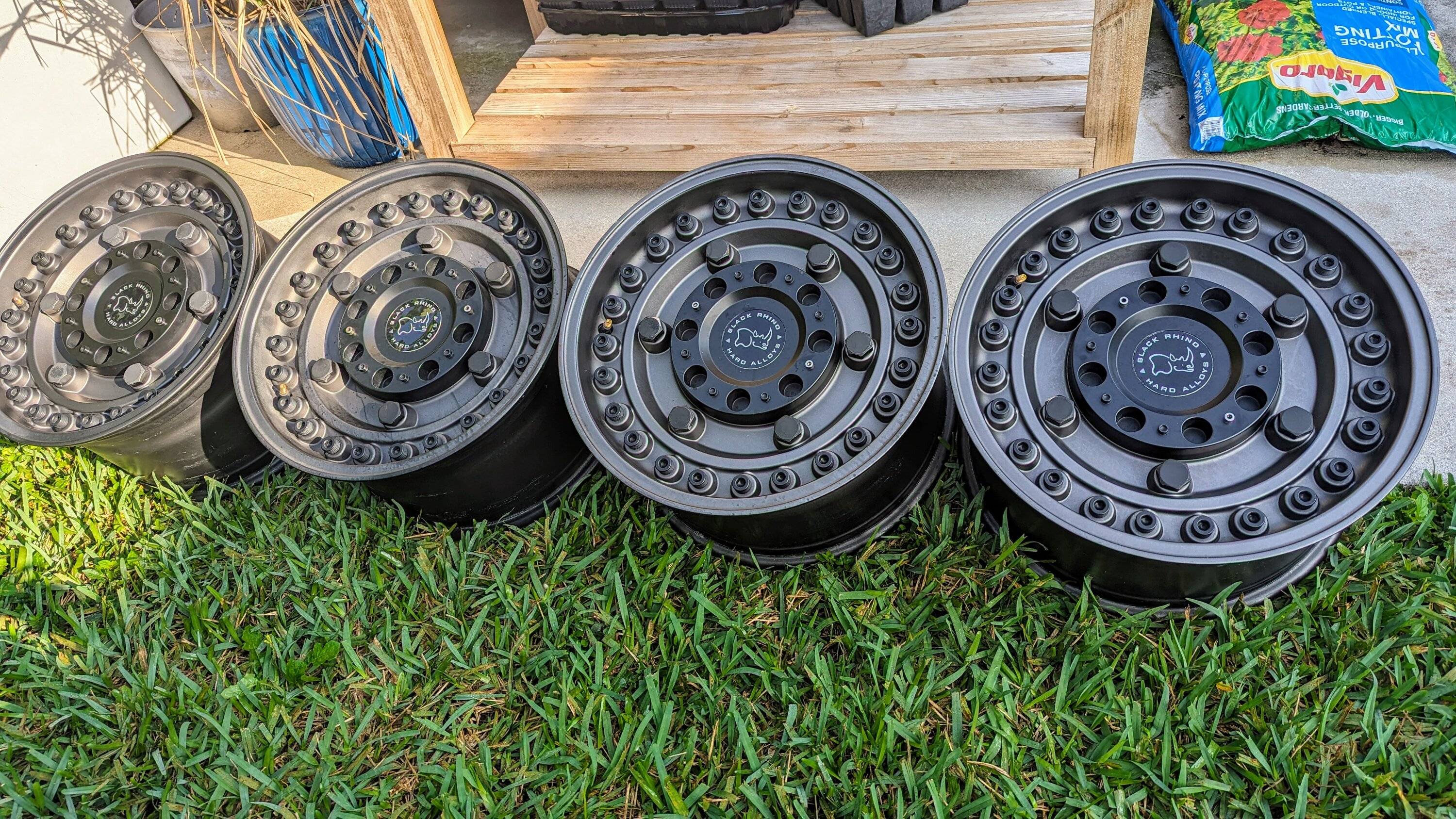 Jeep Gladiator Black Rhino Armory set of 4 PXL_20240308_133909910.MP