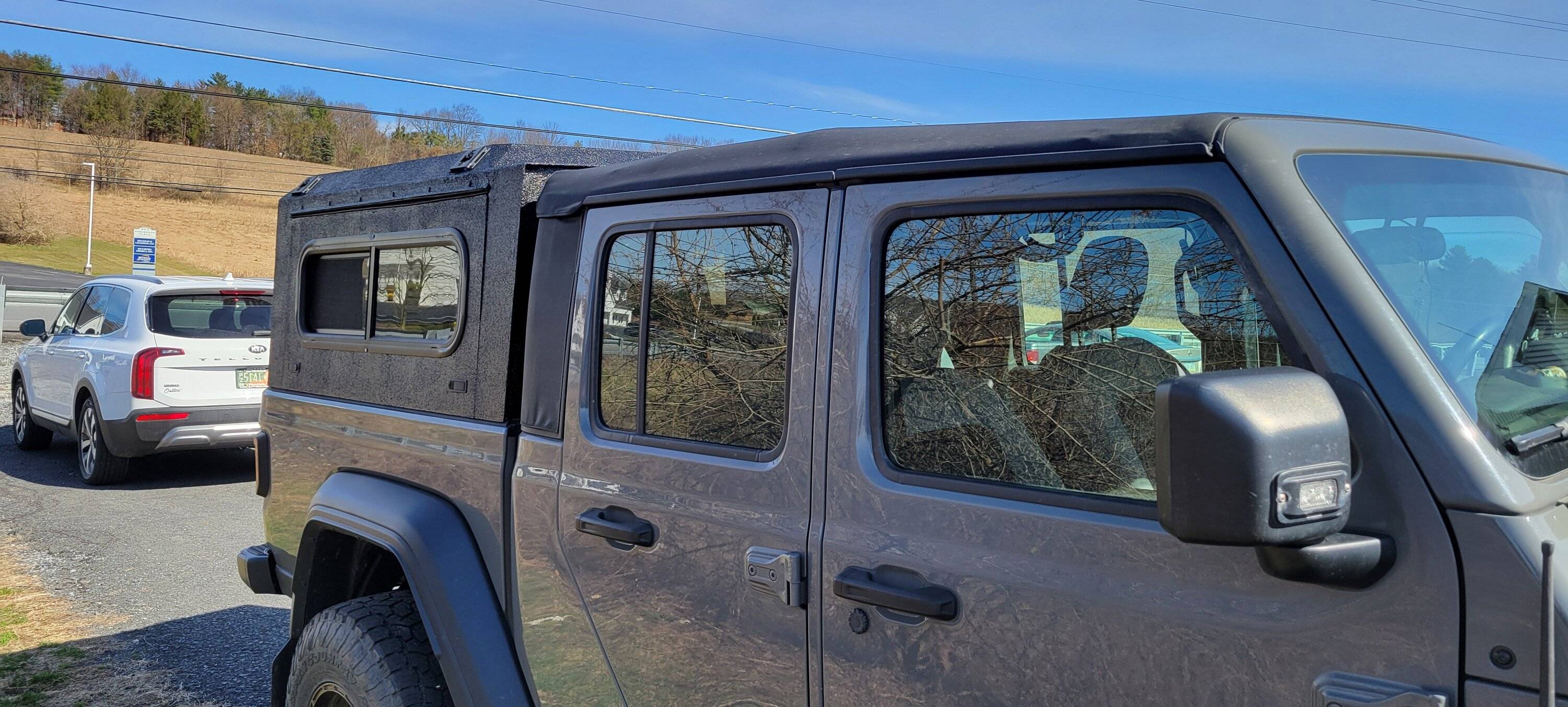 Jeep Gladiator My DIY bed cap 20240308_111152