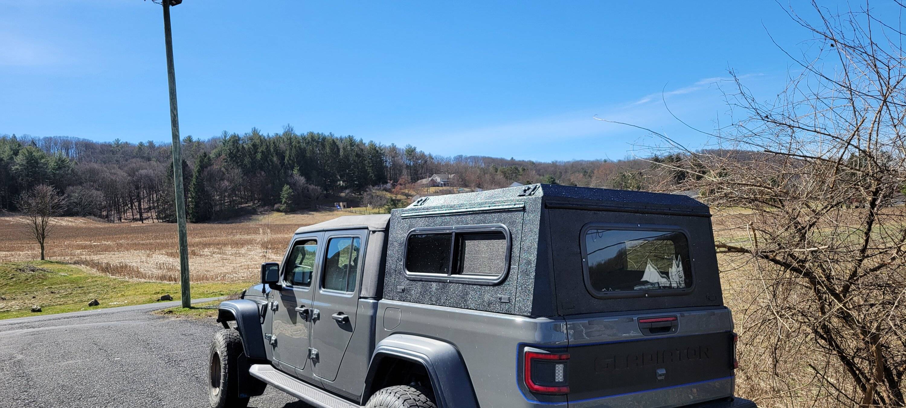 Jeep Gladiator My DIY bed cap 20240308_111140
