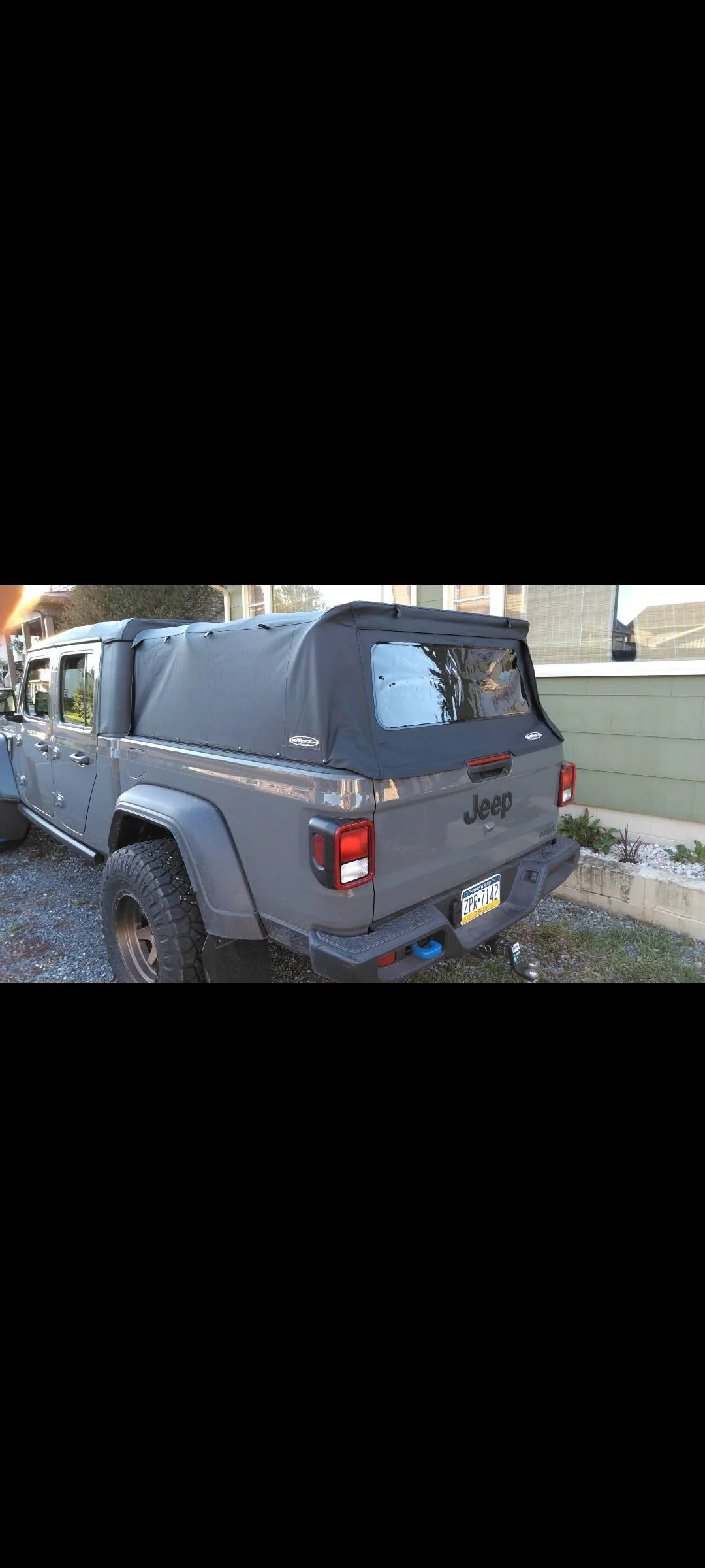 Jeep Gladiator My DIY bed cap Screenshot_20240308_080726_Photos