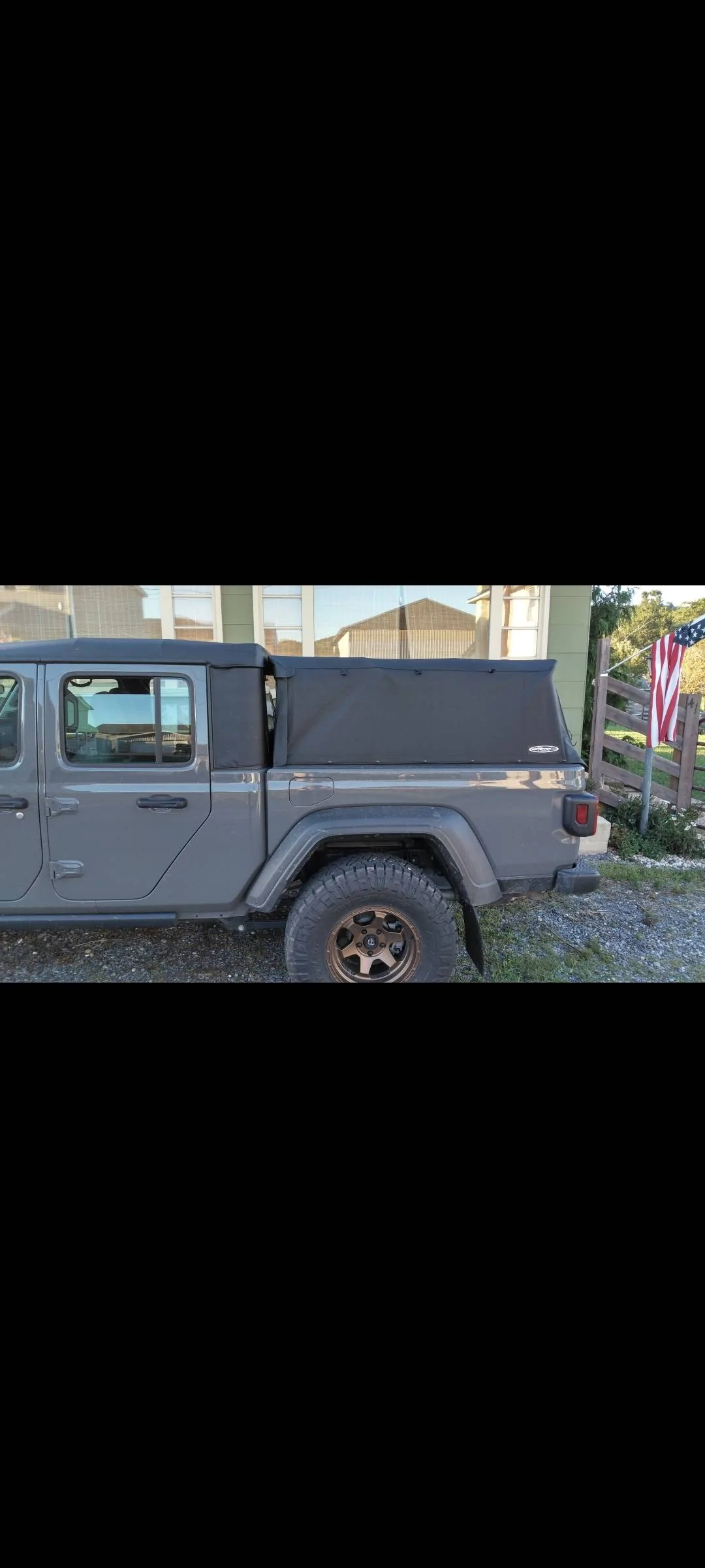 Jeep Gladiator My DIY bed cap Screenshot_20240308_080731_Photos