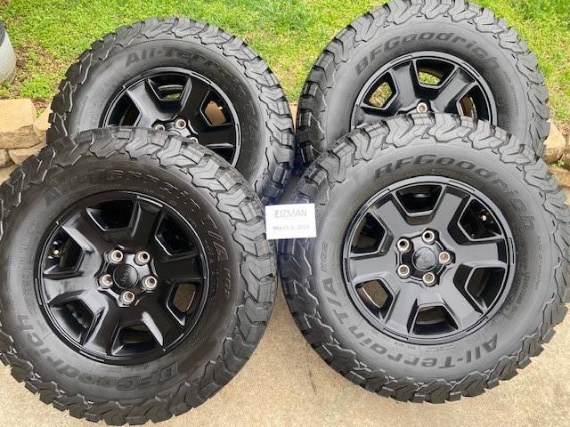 Jeep Gladiator 2021 Mojave Wheels + BFG K02 Tires T1