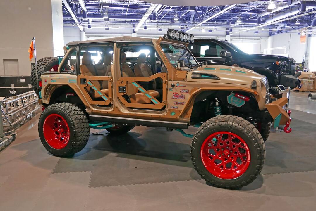 Jeep Gladiator Now being hounded by another dealer - wanting my truck 5-ugliest-jeeps-sema-2019-brown
