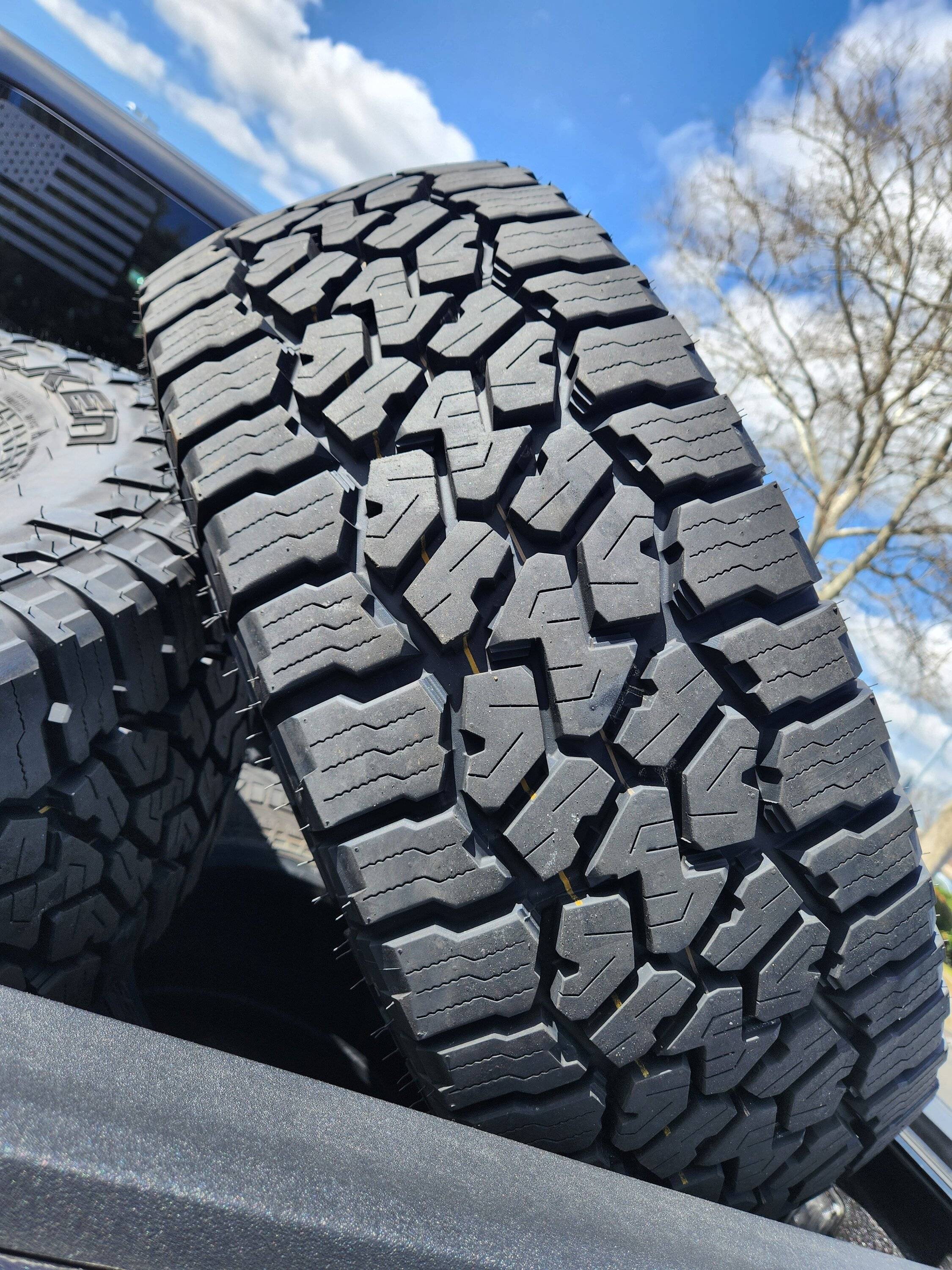 Jeep Gladiator 285/70R17 Wildpeak AT3W Set of 5 20240307_132122