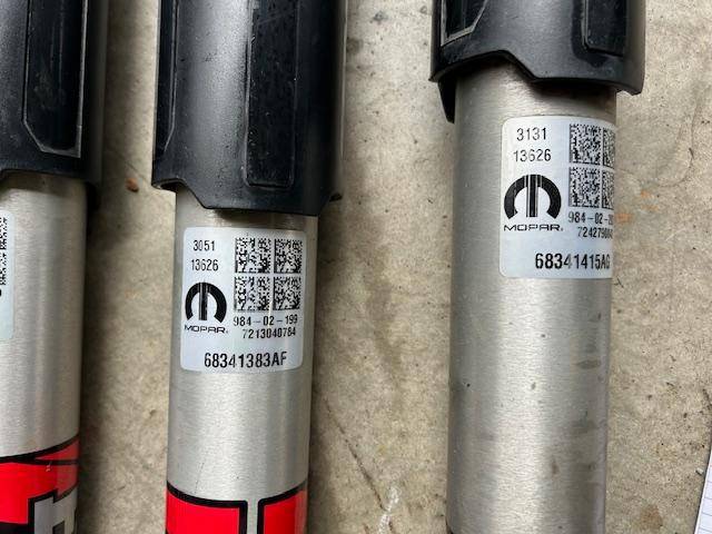 Jeep Gladiator Rubicon Fox Shocks and springs shocks3