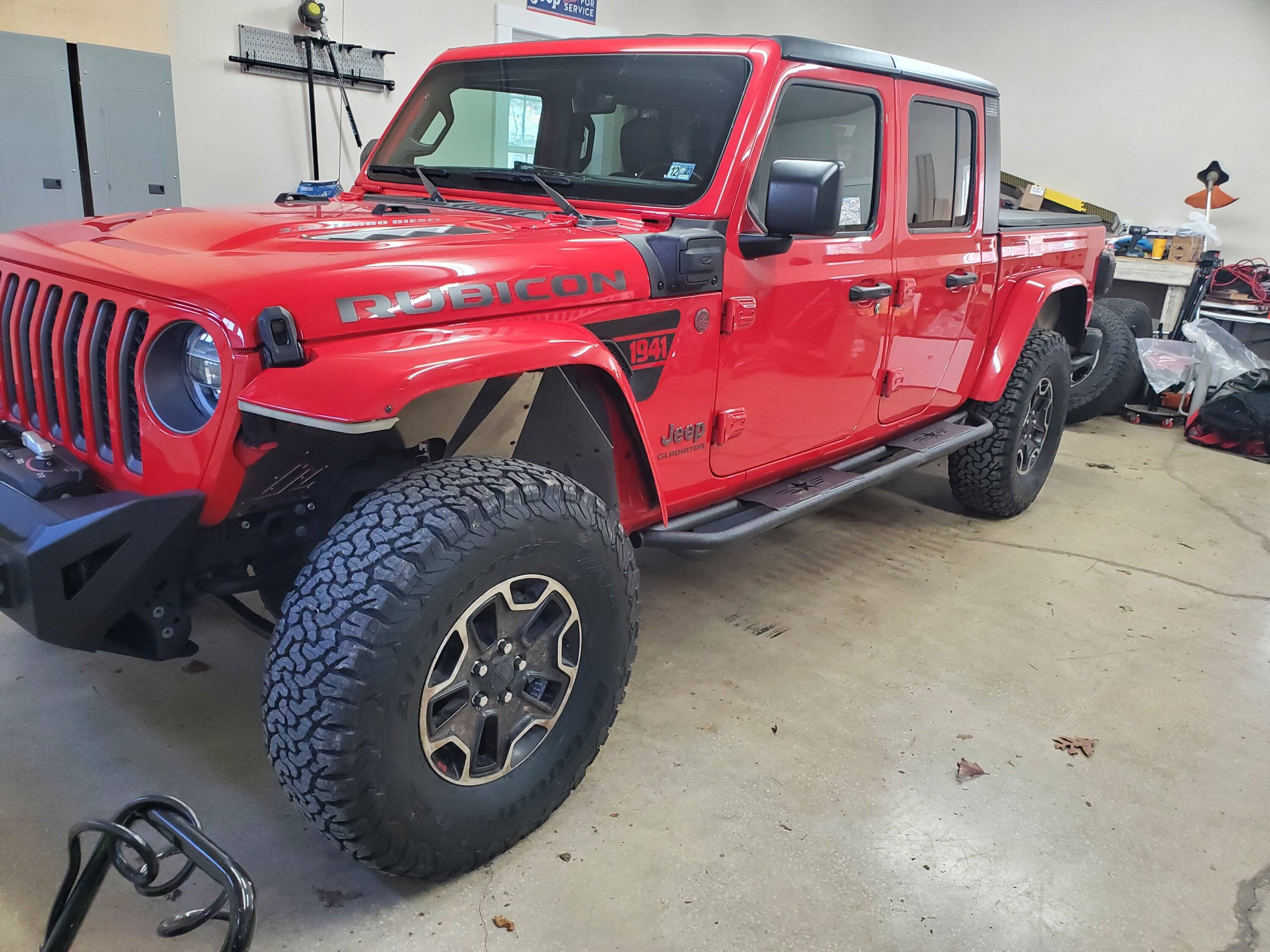 Jeep Gladiator 37’s with no lift! 20231103_125142