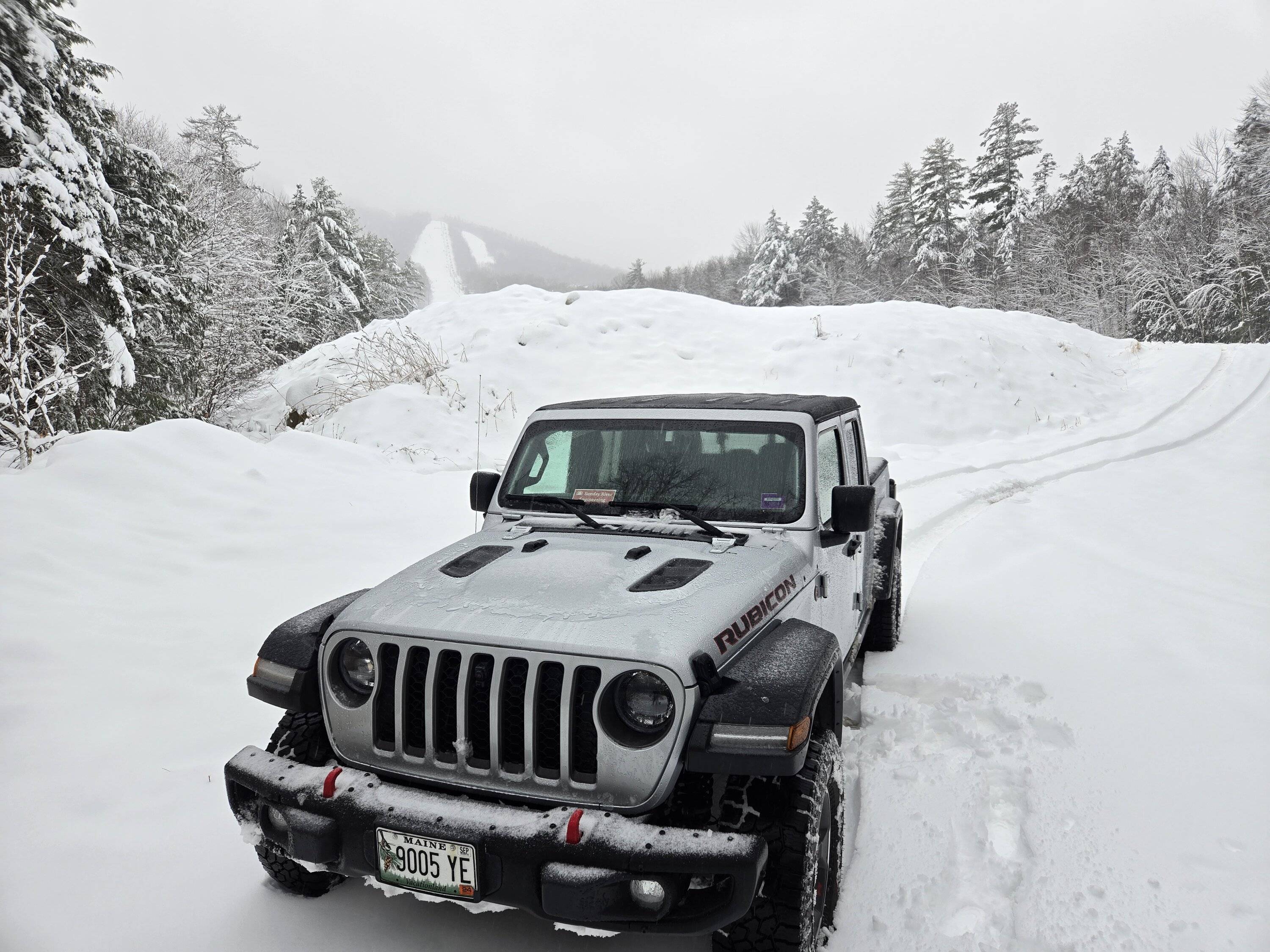 Jeep Gladiator I Love Winter... Post Your Snow Pics ❄️ ? 20240310_083125