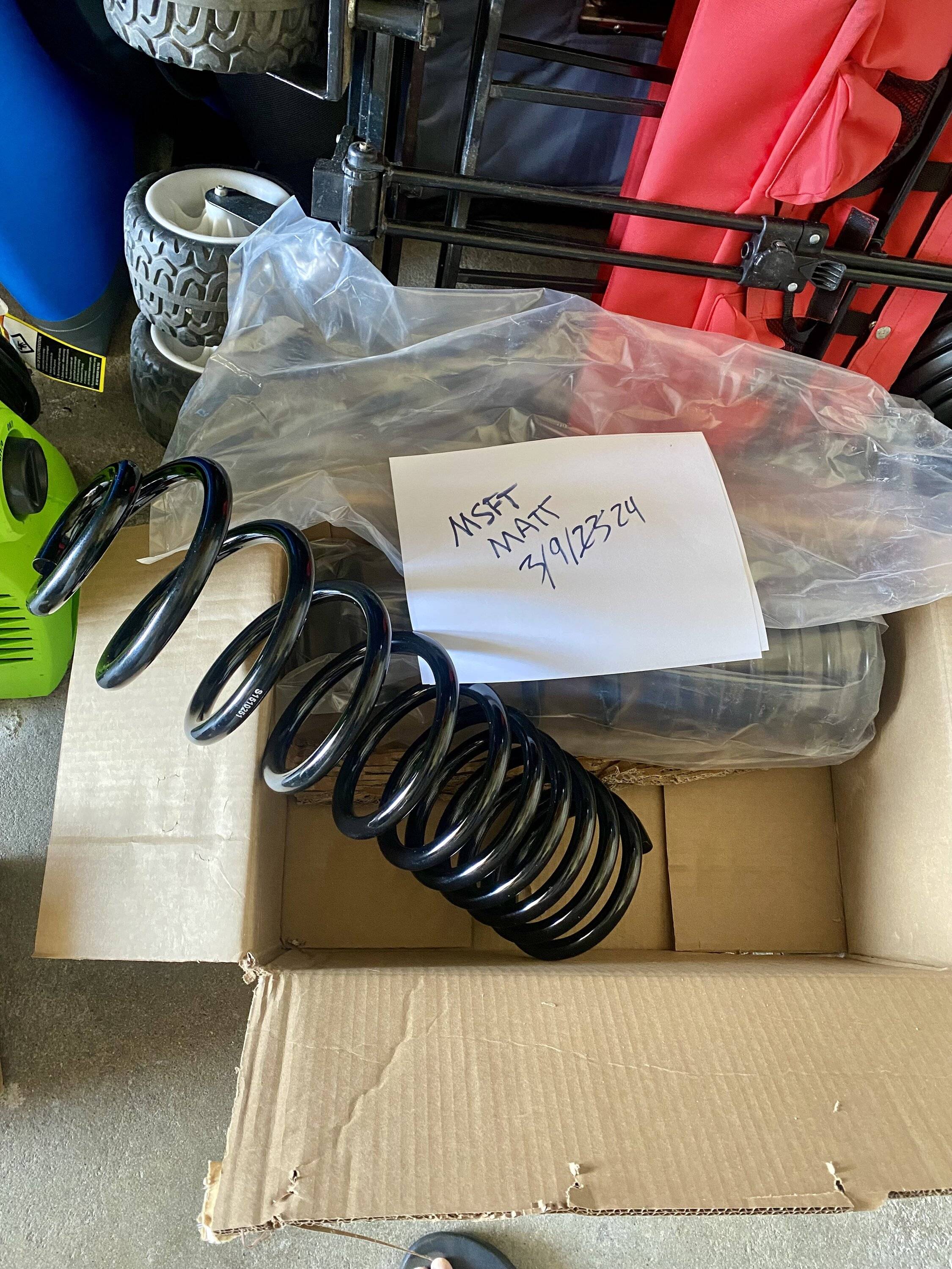 Jeep Gladiator Clayton 2.5” Overland rear springs IMG_0816