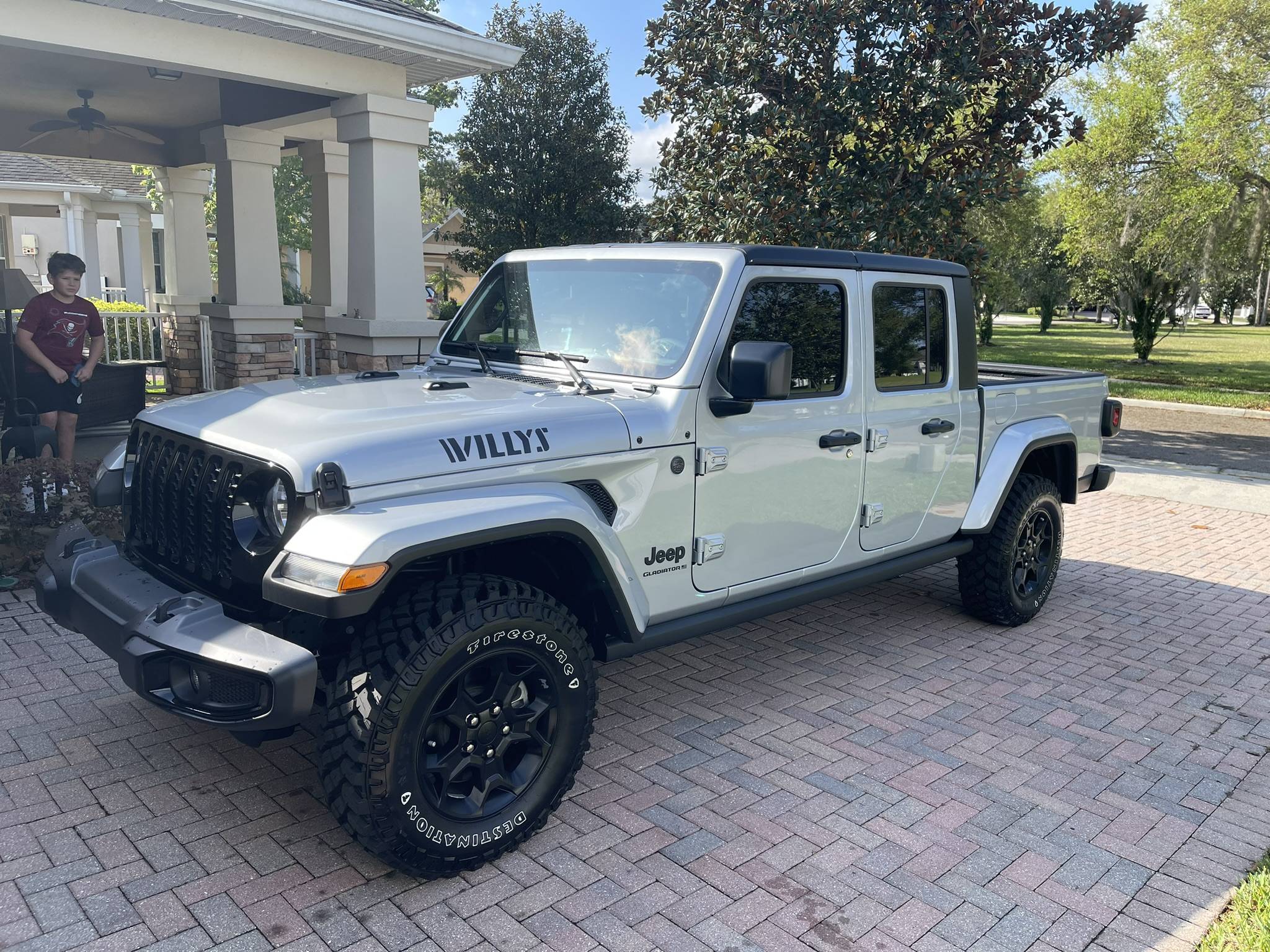 Jeep Gladiator SILVER ZYNITH Gladiator JT Club CDBD3BDB-D0F2-4F59-9831-776557DCB658