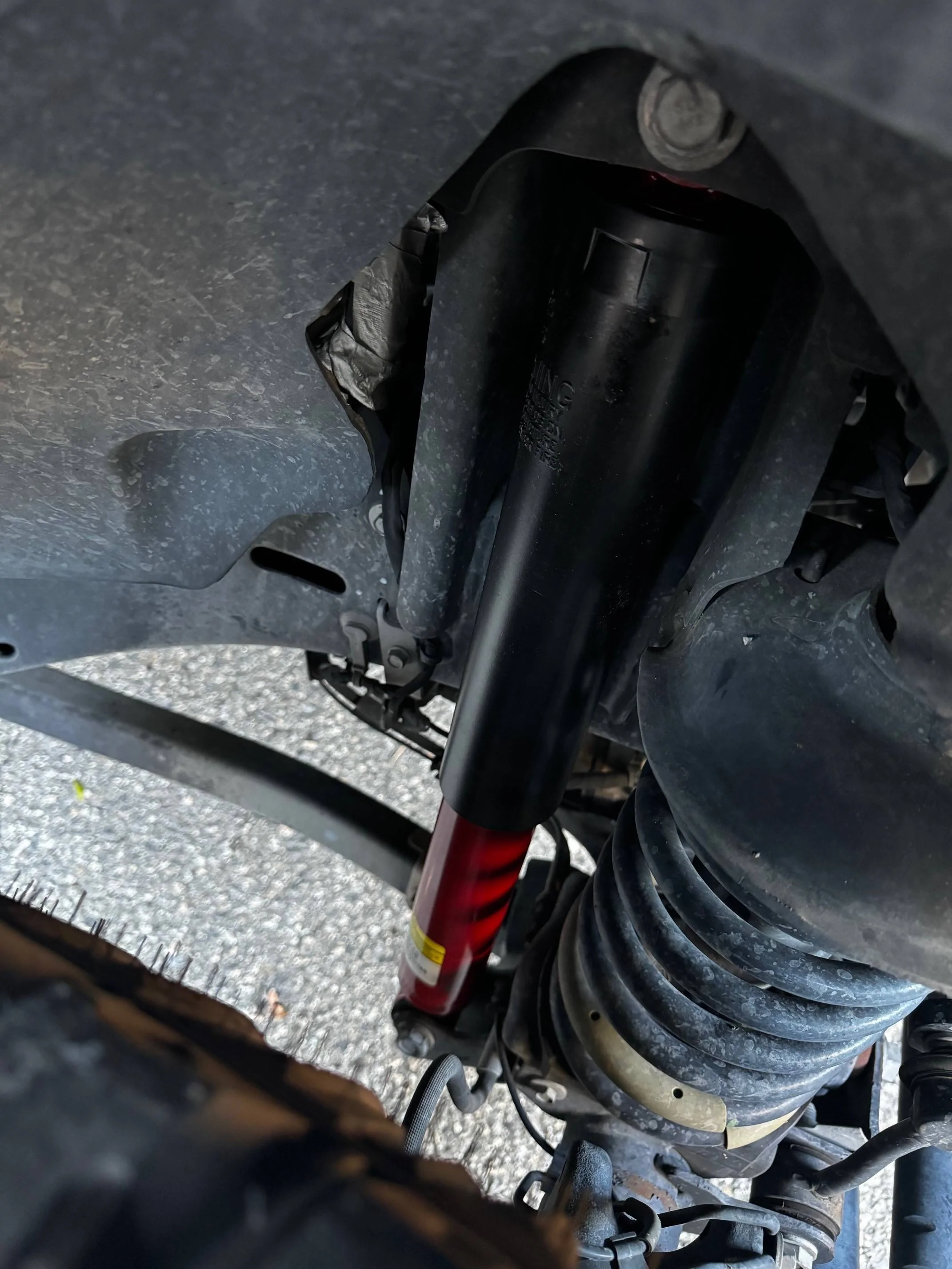 Jeep Gladiator FOX shock replacement resolution form dealer is Bilstein shocks (for me) shock 4