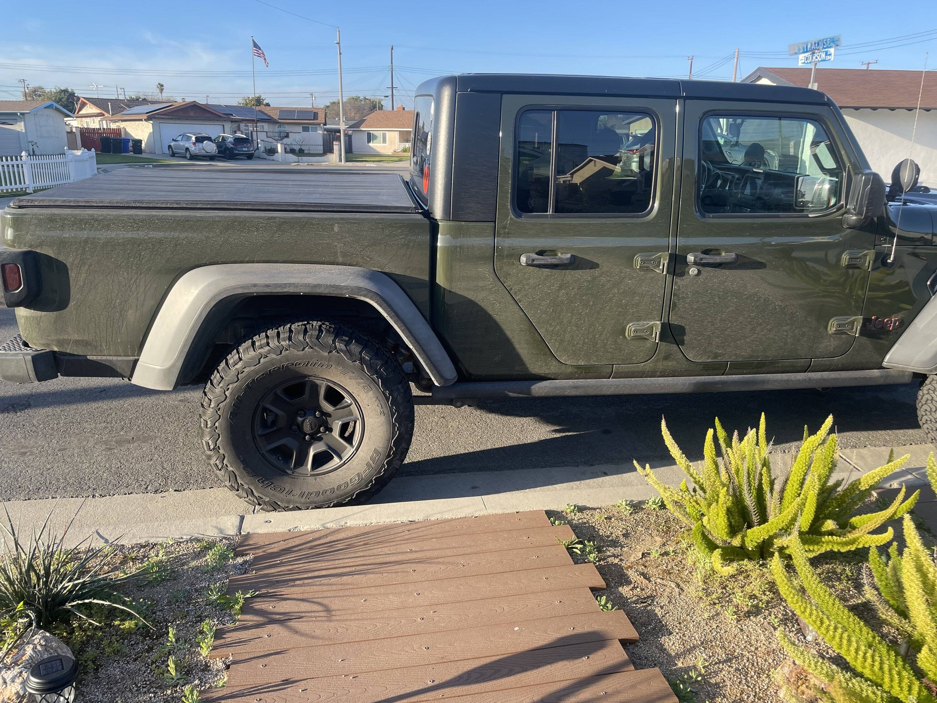 Jeep Gladiator Mojave with BFG KO2 37x12.50 IMG_1281