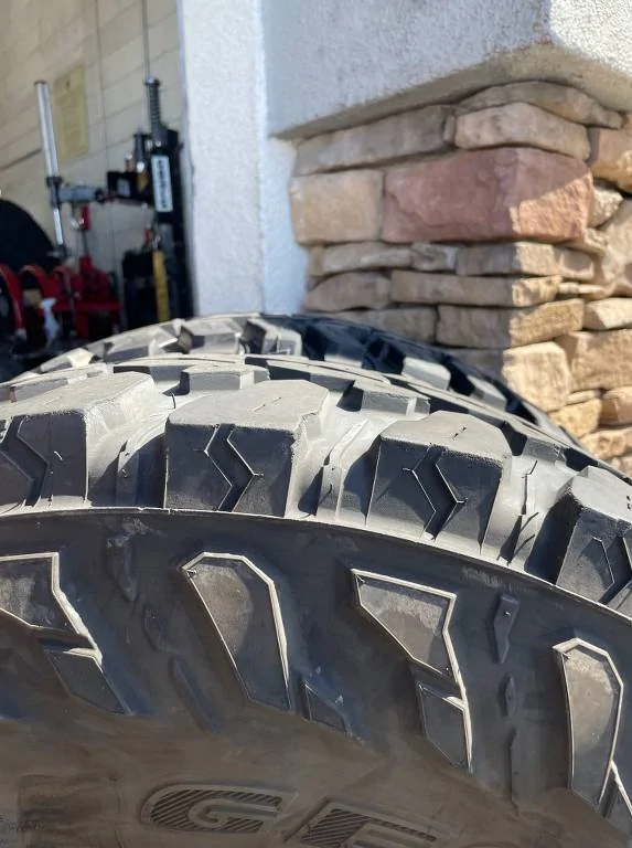 Jeep Gladiator Would you use this tire ? S8O1UG