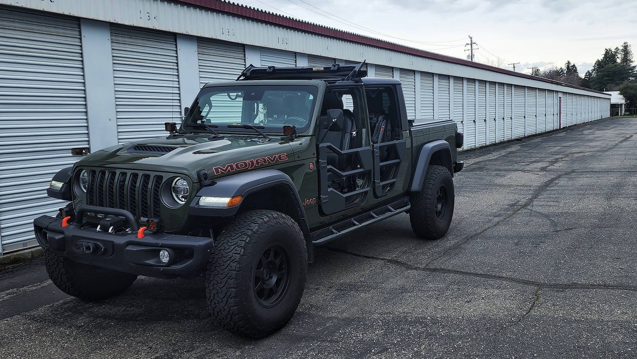 Jeep Gladiator Pics with tube doors -- post yours 20240310_133803-01-01