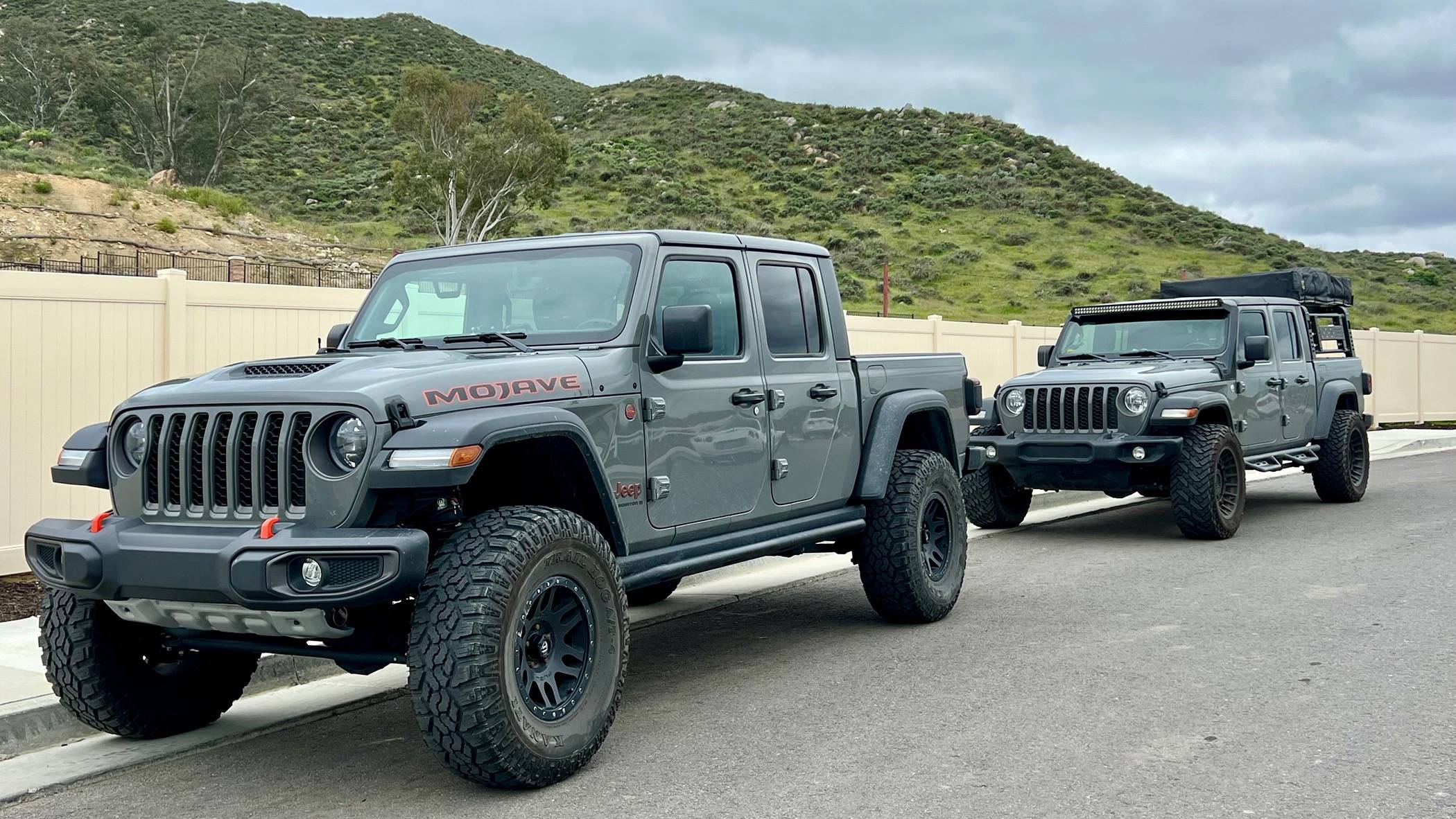 Jeep Gladiator Jeeps Parking Next To Jeeps IMG_6849