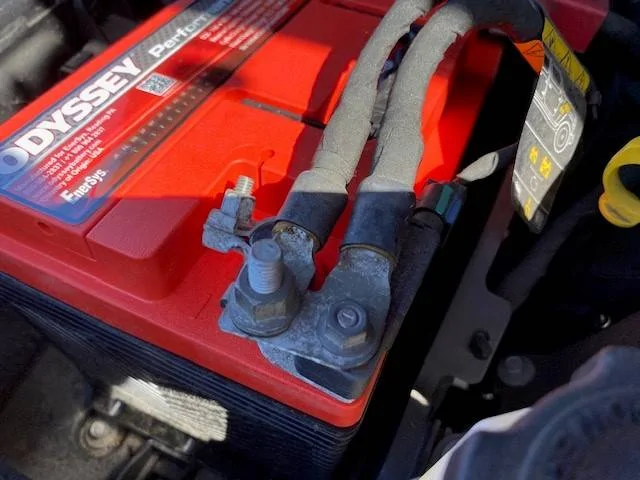 Jeep Gladiator IBS reset and charging batteries battery