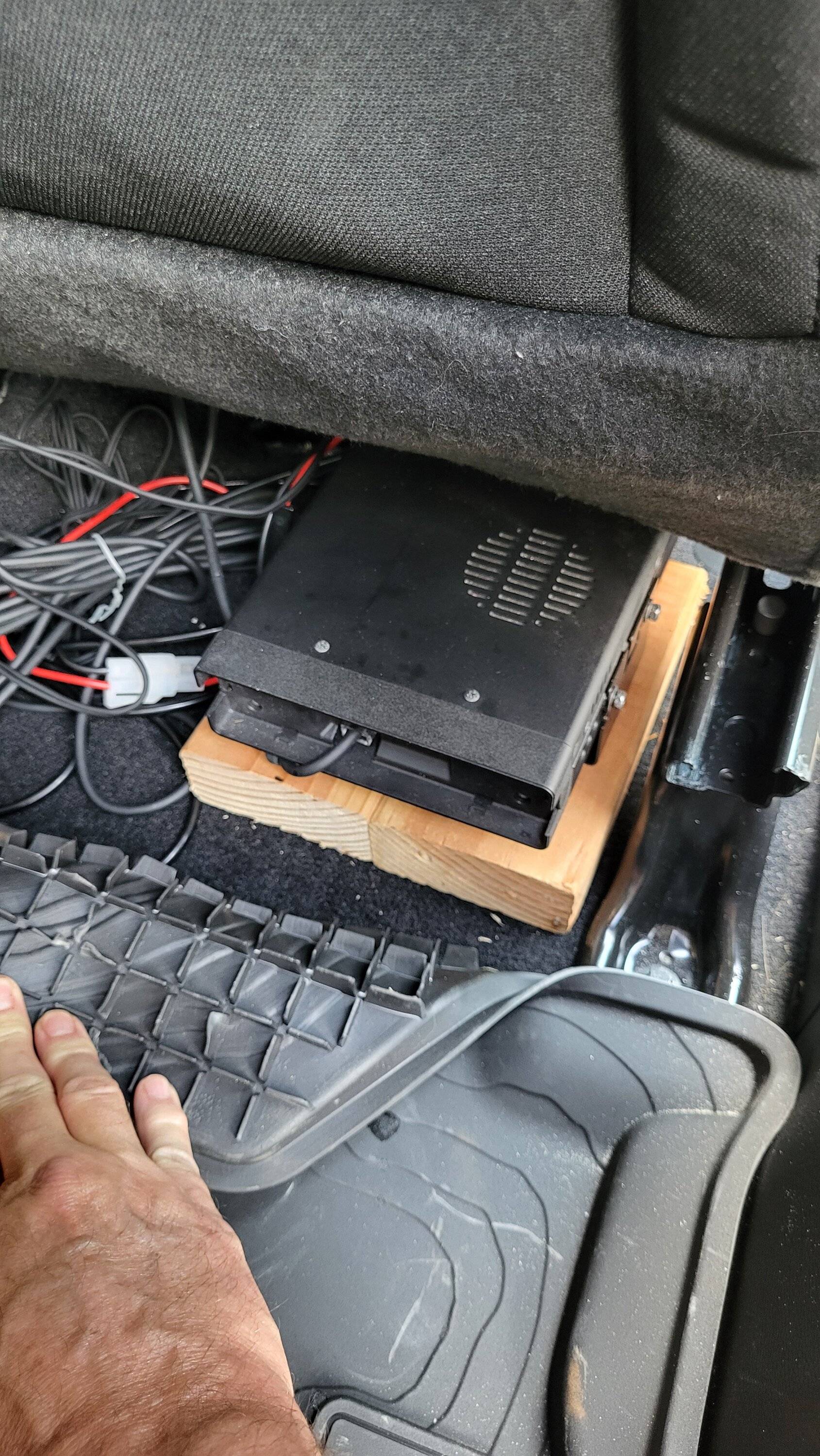 Jeep Gladiator Ham radio install with pics 20240314_135200