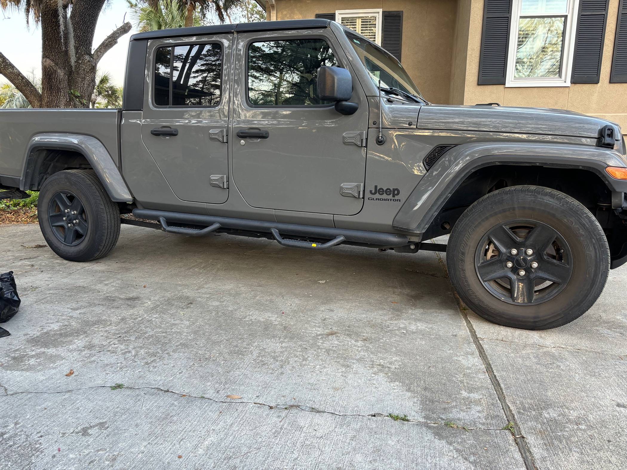 Jeep Gladiator Sport S stock wheel tire recs, please. IMG_1978