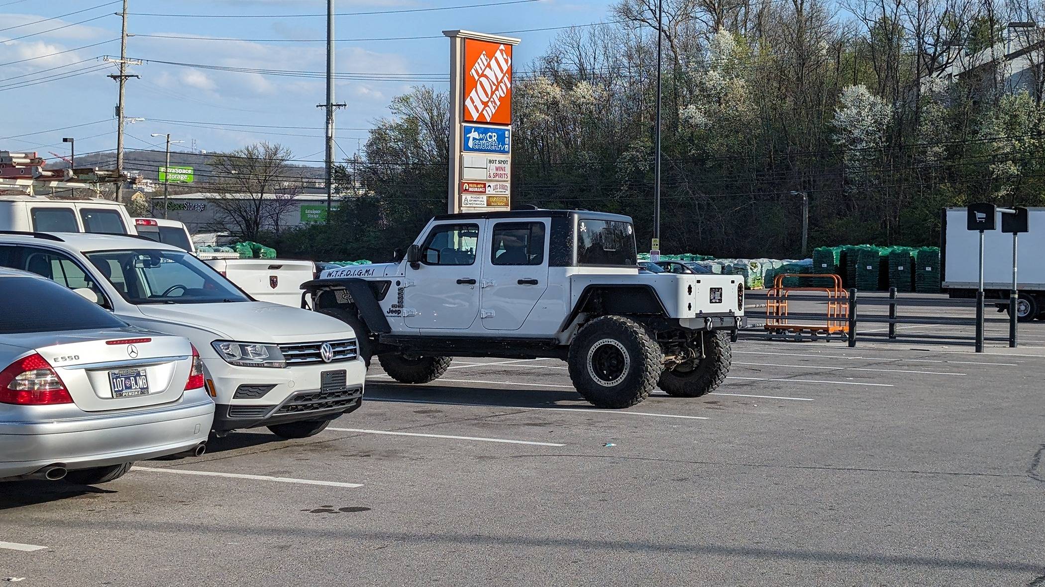 Jeep Gladiator W.T.F.D.I.G.M.I - Turning my daily drive into a trail rig. PXL_20240314_214732089.MP