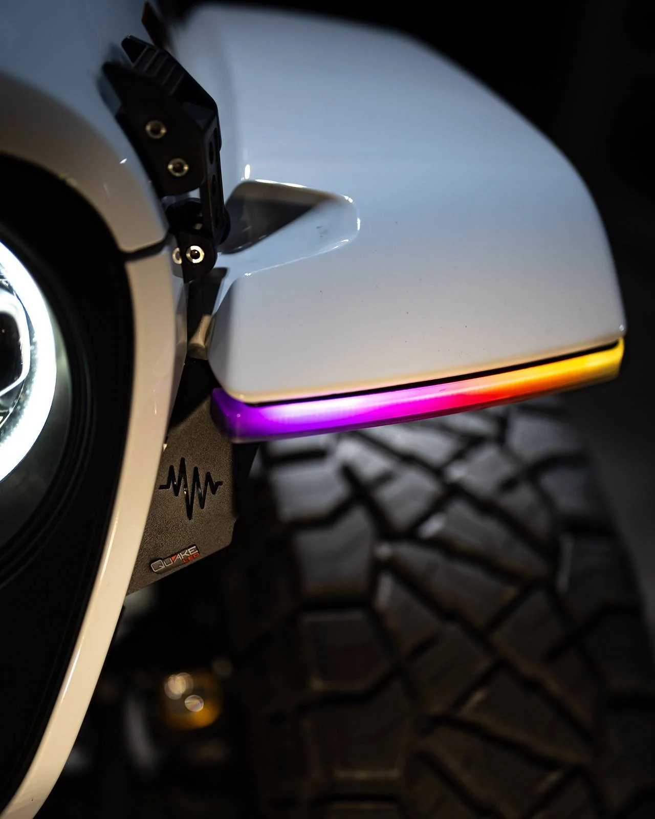 Jeep Gladiator Quake LED Releases New HDX Fender Chop Kit For ALL Gladiator Trim Levels! DSC02776
