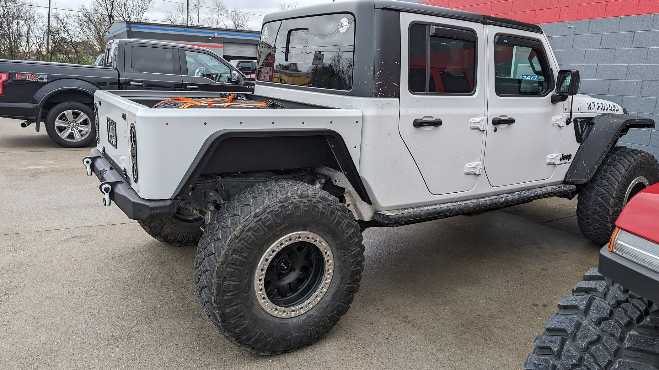 Jeep Gladiator W.T.F.D.I.G.M.I - Turning my daily drive into a trail rig. PXL_20240315_152256670