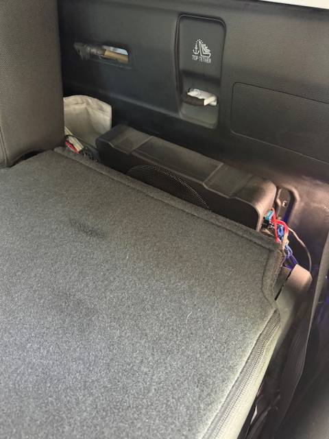 Jeep Gladiator Any sub box that fits behind rear passenger seat without serious modifications? IMG_2493