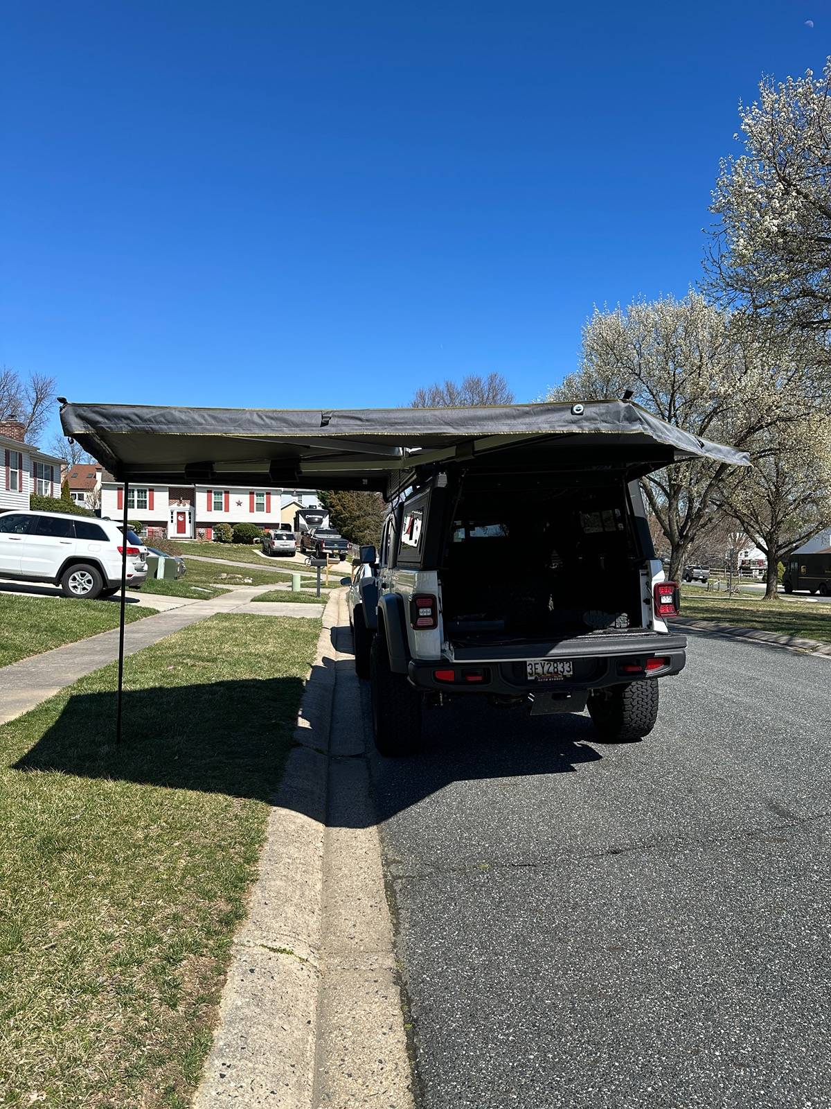 Jeep Gladiator For those with awnings IMG_2053