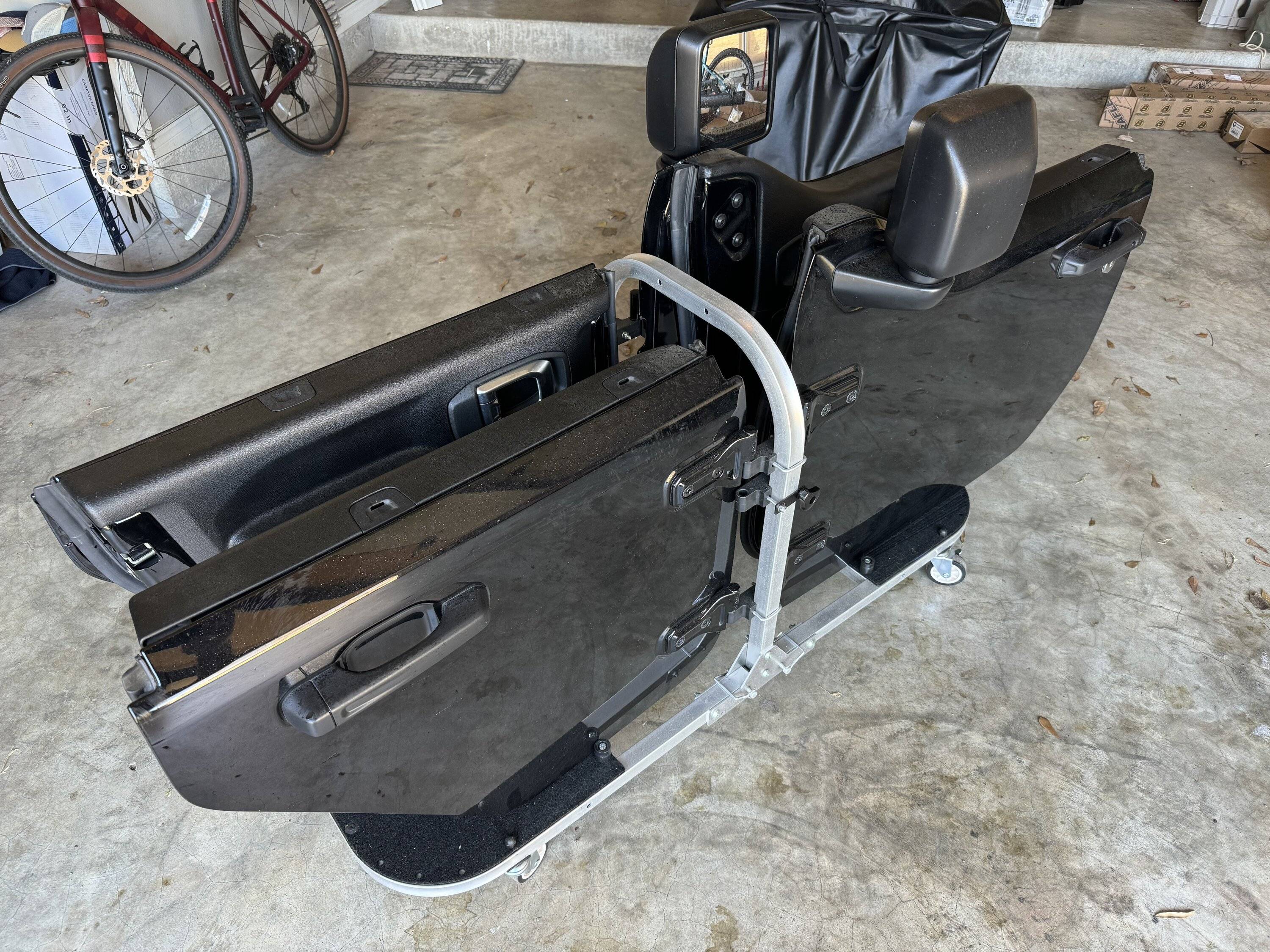Jeep Gladiator Black half doors w/premium uppers IMG_0008
