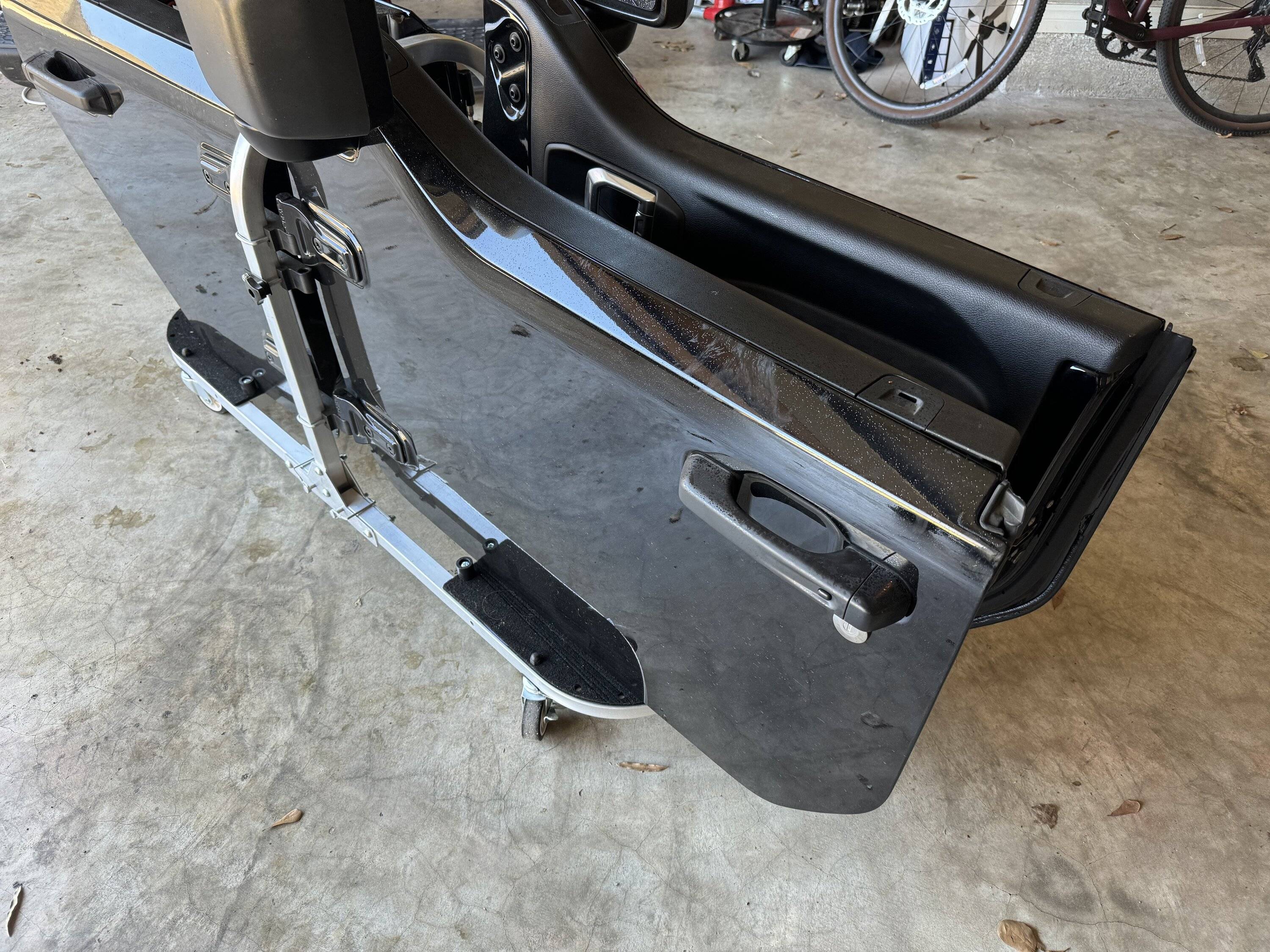 Jeep Gladiator Black half doors w/premium uppers IMG_0011
